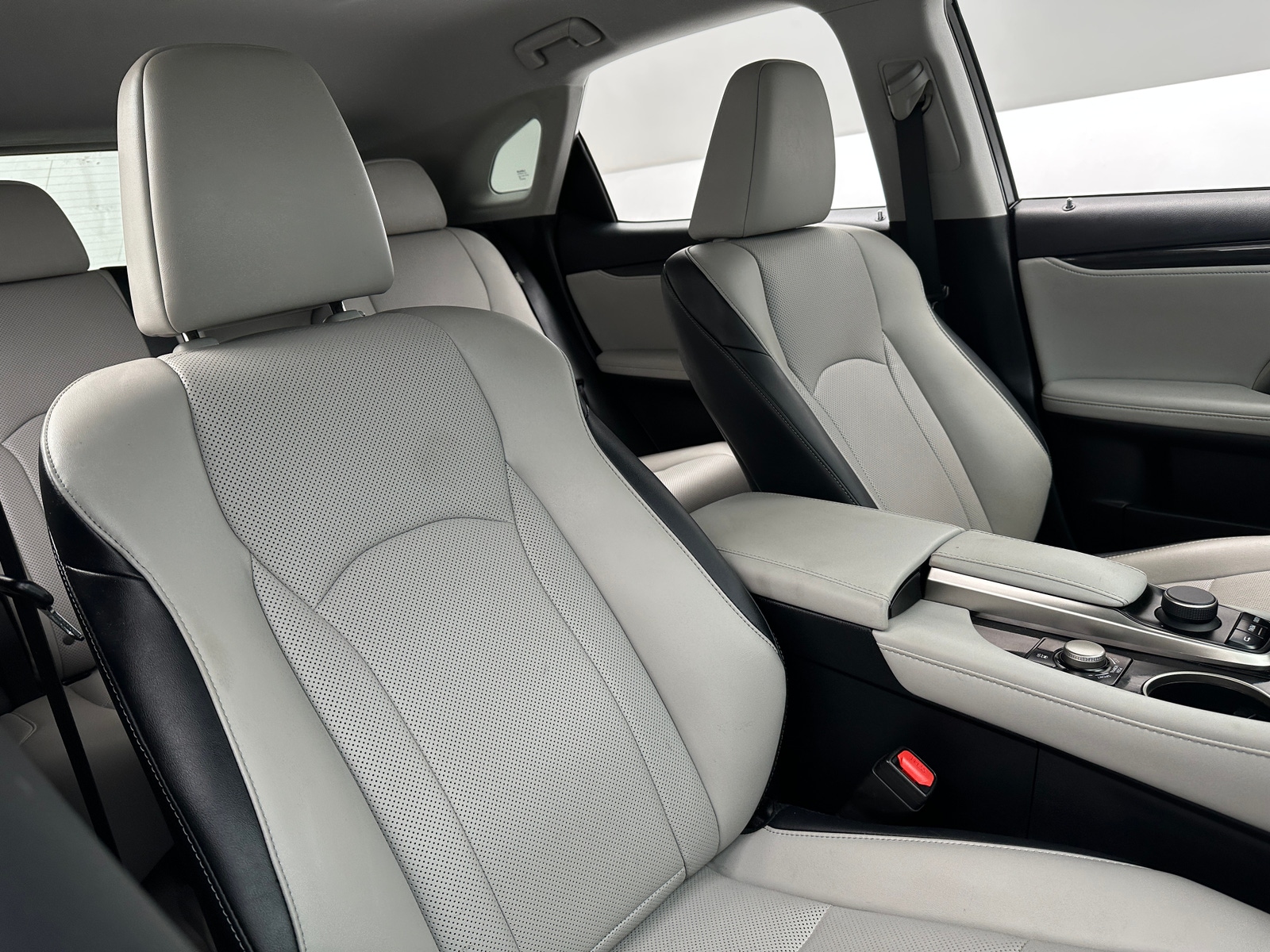 Thumbnail: 2018 Lexus RX - 2