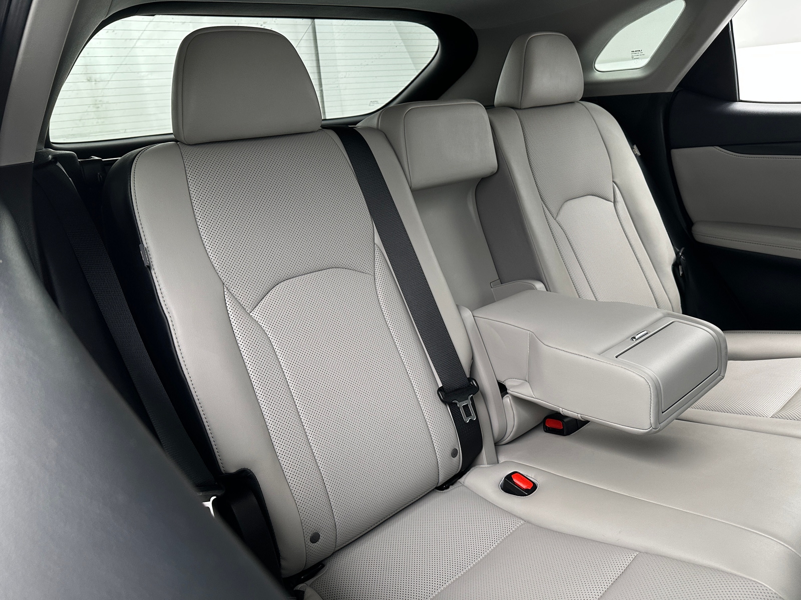 Thumbnail: 2018 Lexus RX - 6