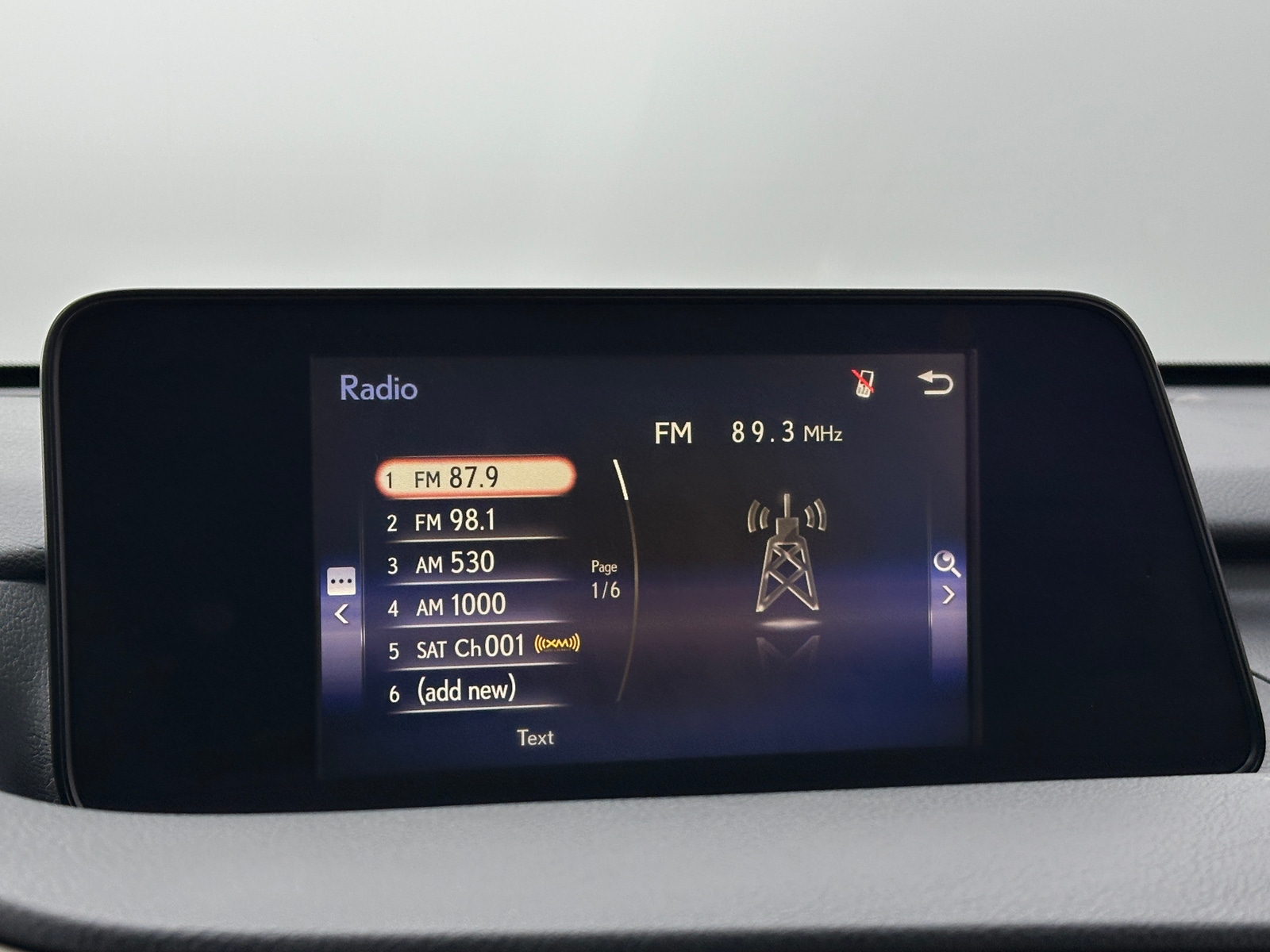 Thumbnail: 2018 Lexus RX - 4