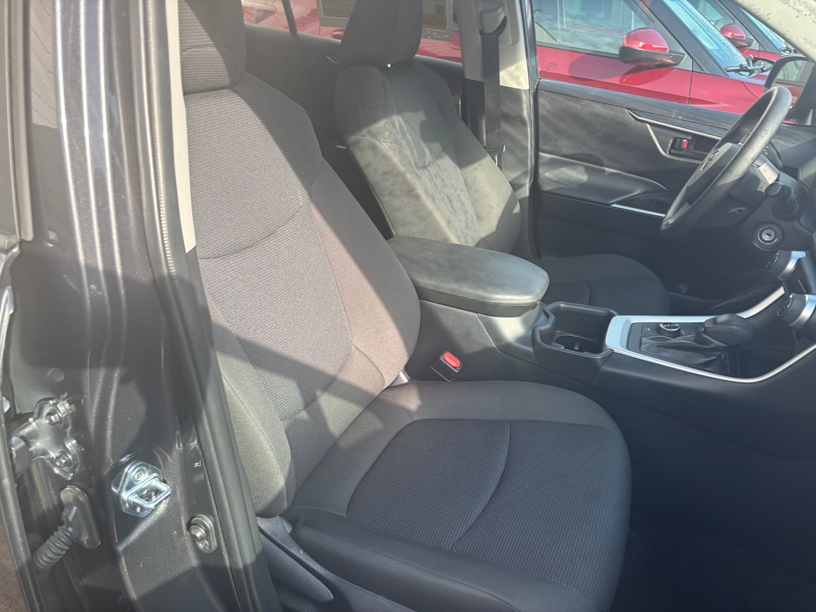 Thumbnail: 2025 Toyota RAV4 - 2