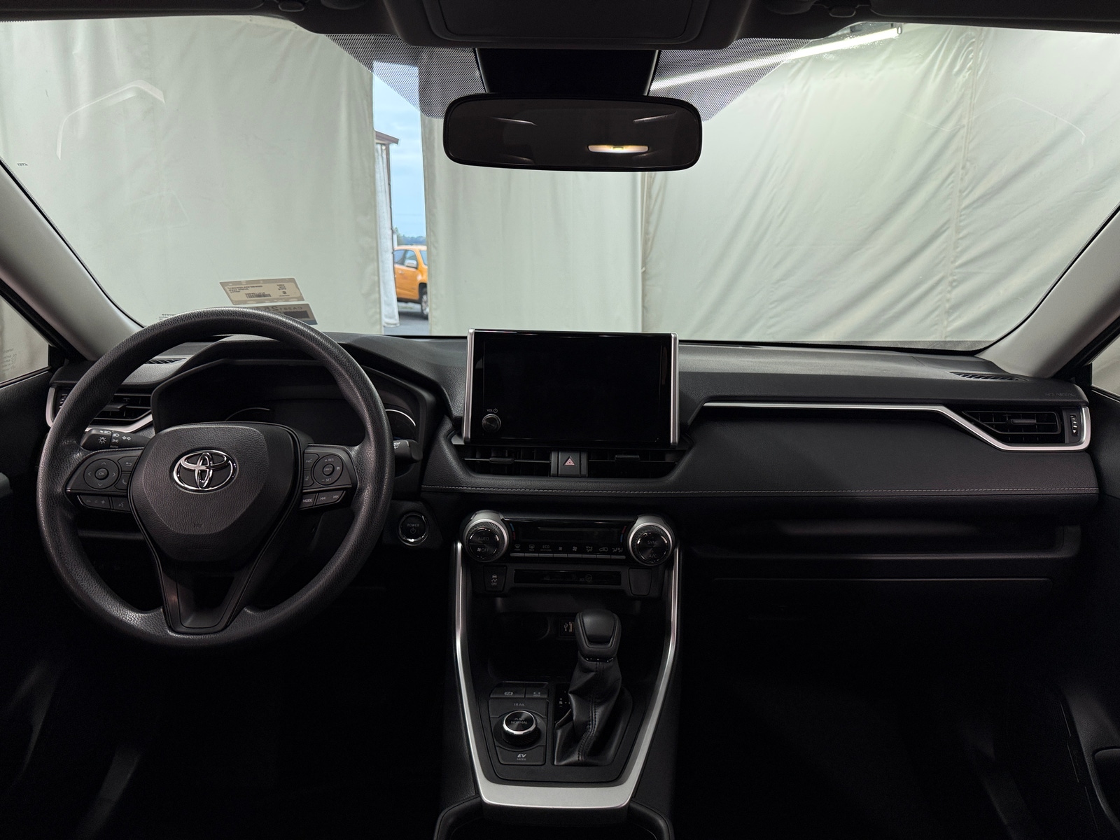 Thumbnail: 2025 Toyota RAV4 - 3