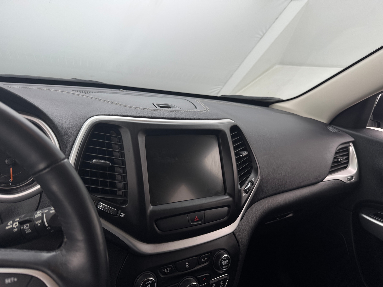 Thumbnail: 2018 Jeep Cherokee - 4