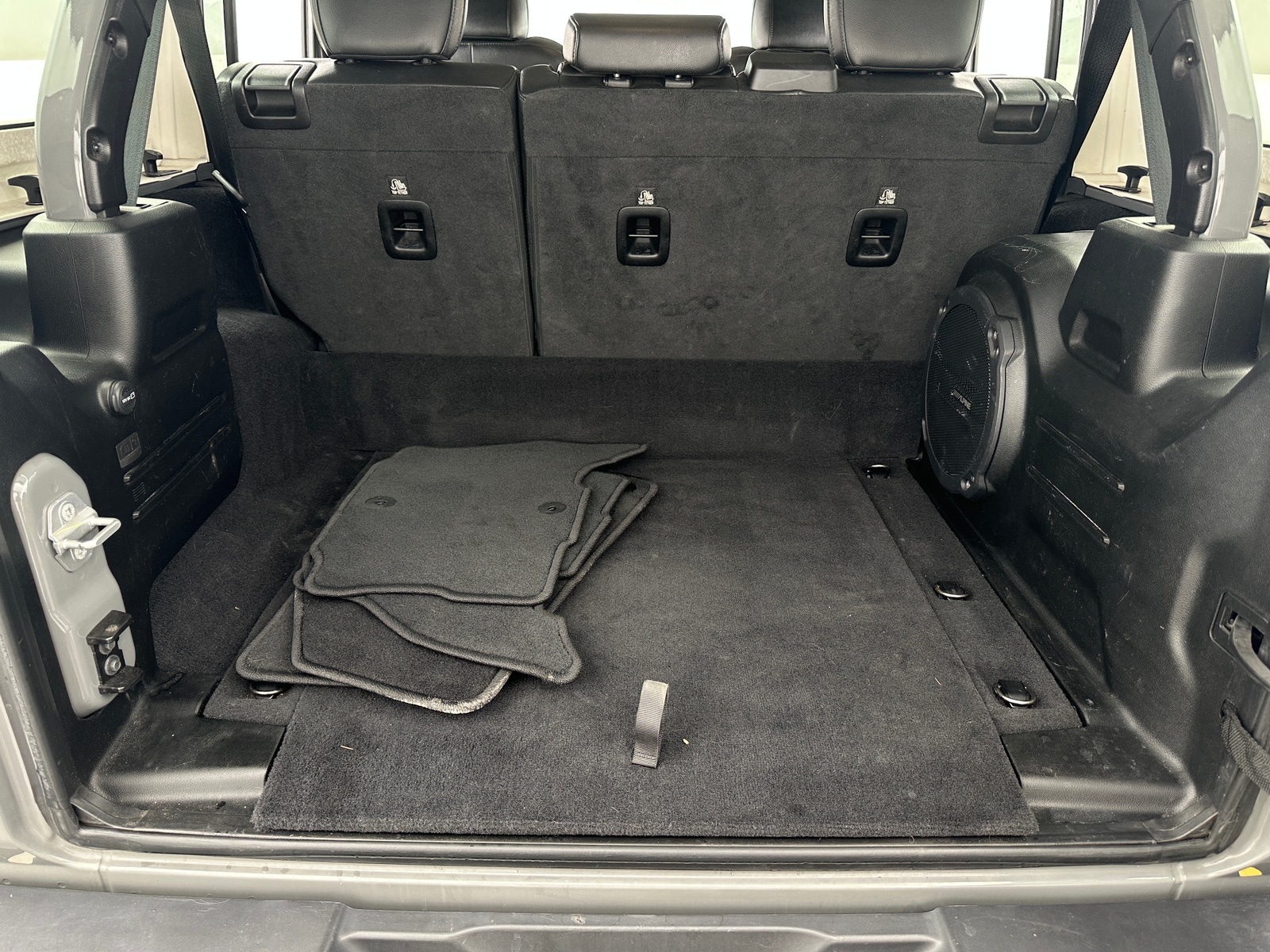 Thumbnail: 2021 Jeep Wrangler - 6