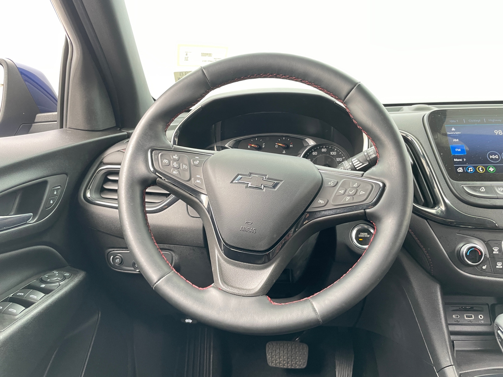 Thumbnail: 2023 Chevrolet Equinox - 5