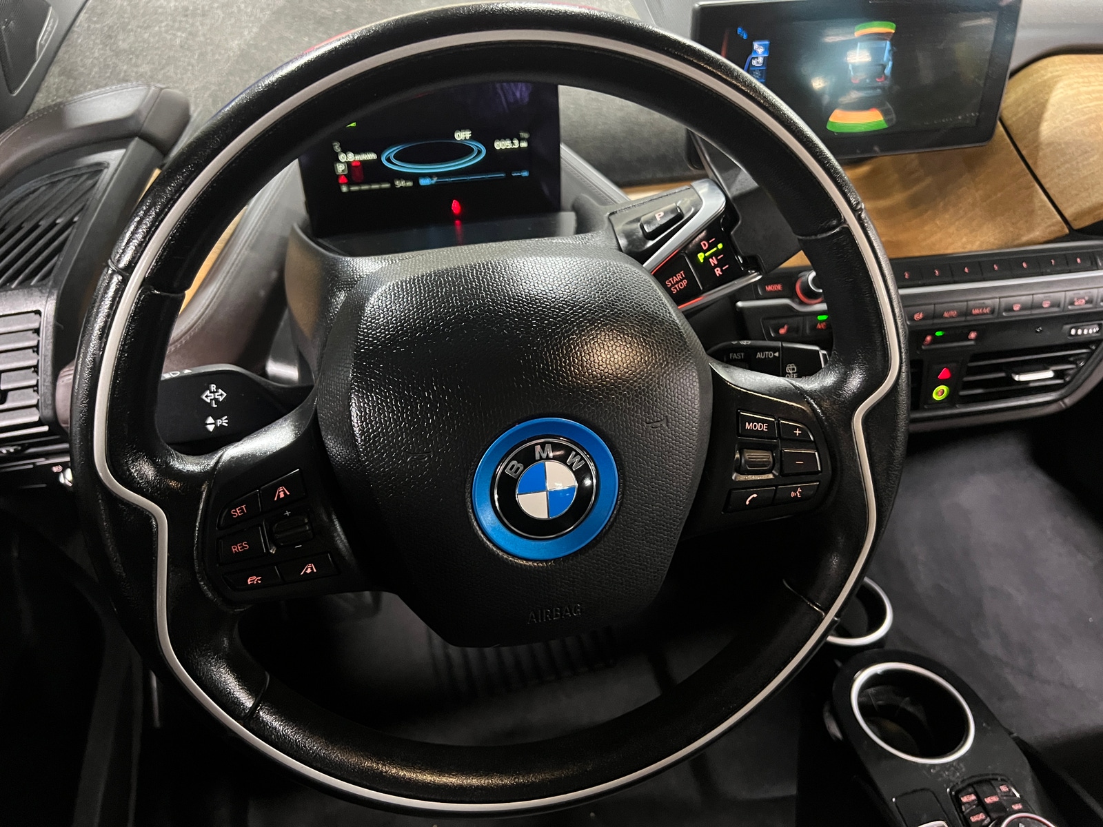 Thumbnail: 2016 BMW i3 - 4