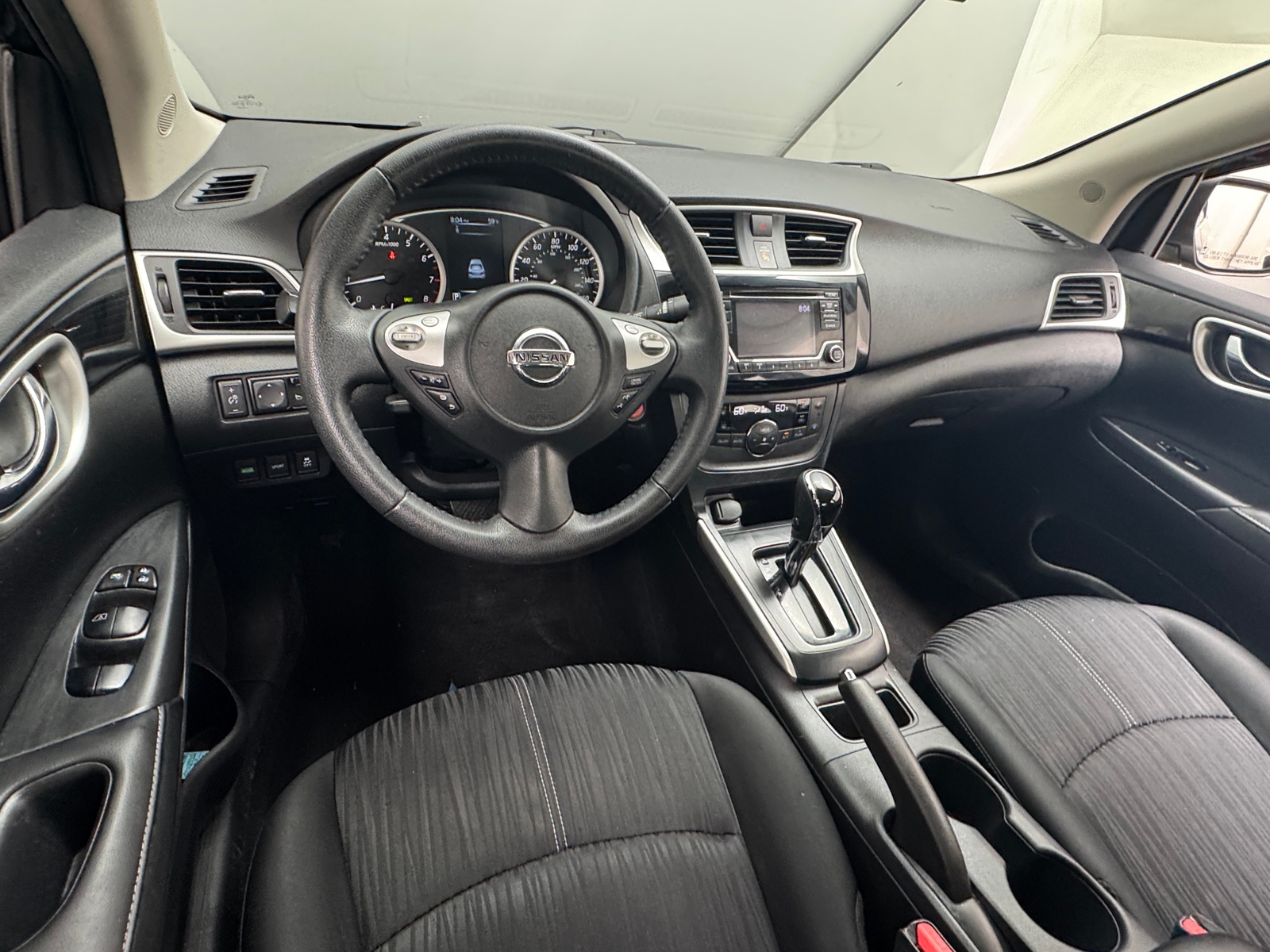 Thumbnail: 2018 Nissan Sentra - 3