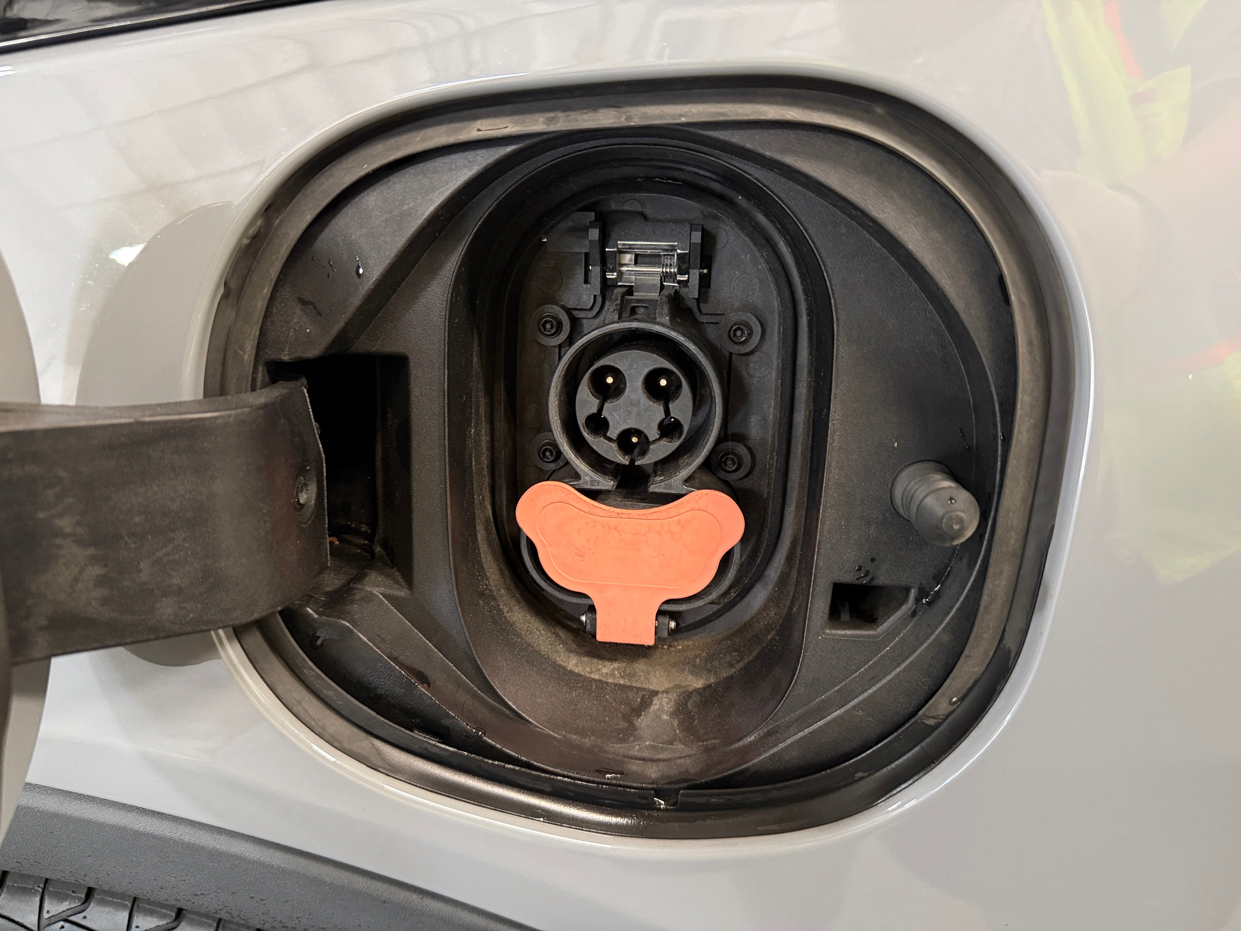 Used 2021 Chevrolet Bolt EV Premier with VIN 1G1FZ6S0XM4108178 for sale in Oak Creek, WI