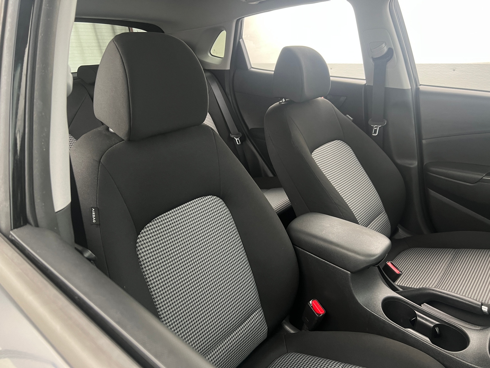 Thumbnail: 2021 Hyundai Kona - 2