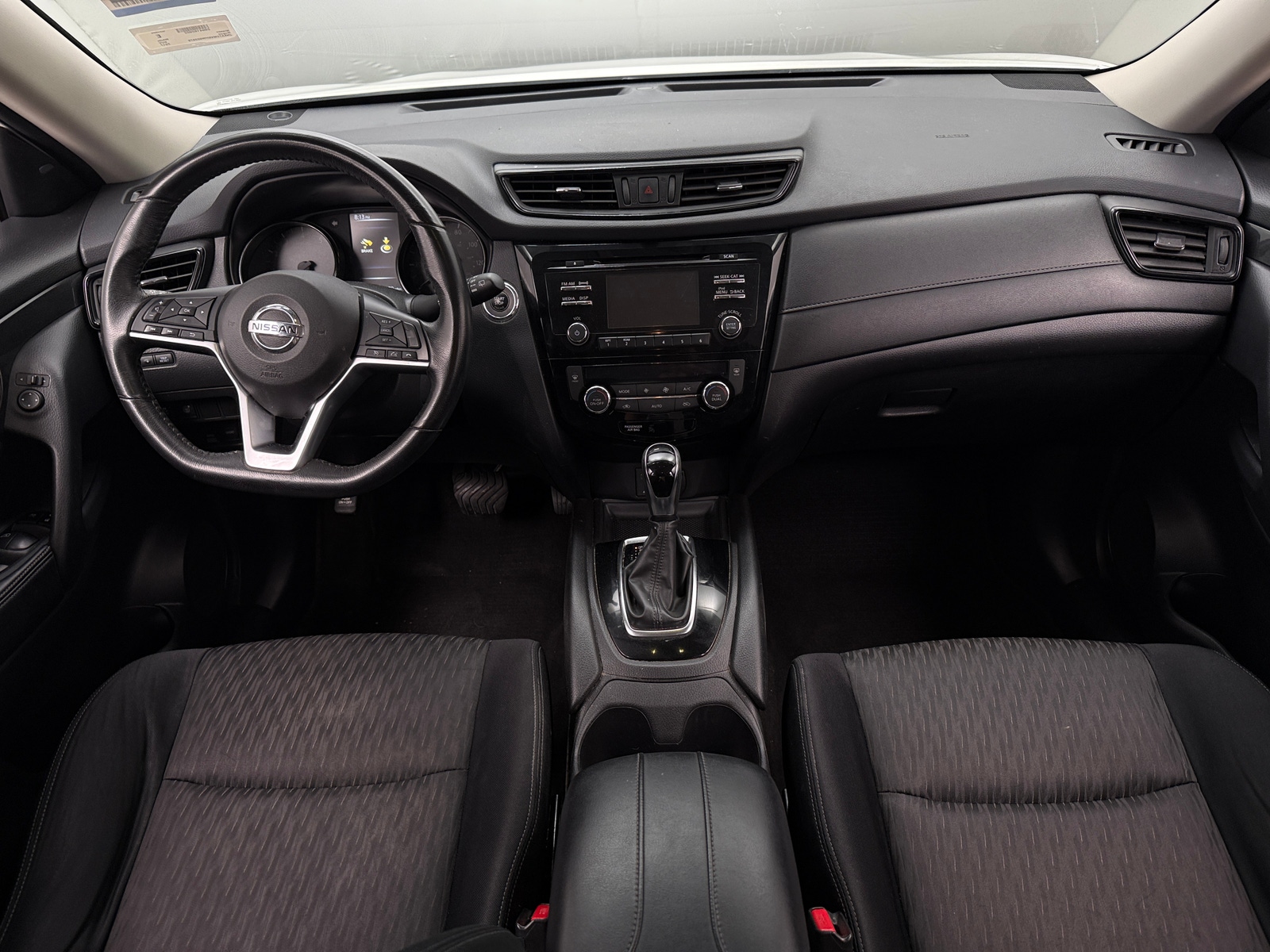 Thumbnail: 2017 Nissan Rogue - 3