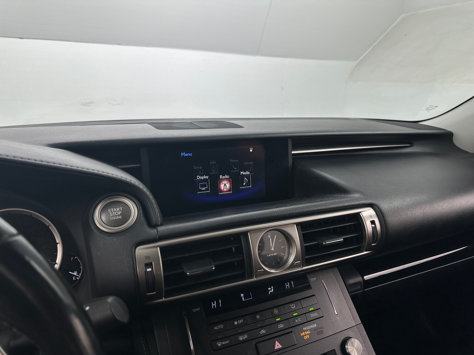 Thumbnail: 2016 Lexus IS - 3