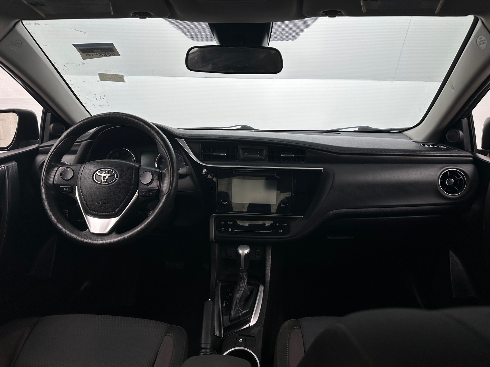 Thumbnail: 2018 Toyota Corolla - 3