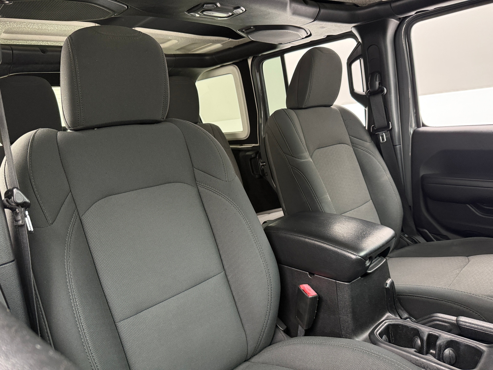 Thumbnail: 2019 Jeep Wrangler - 2