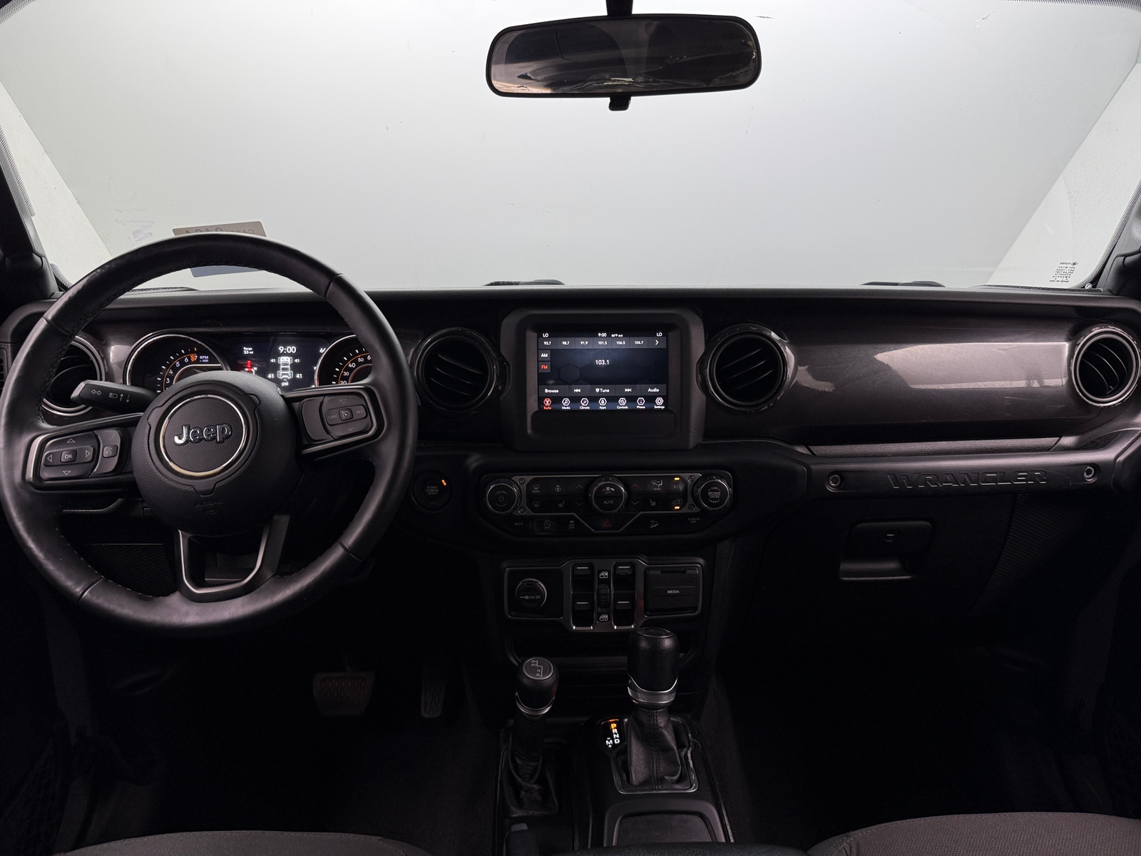 Thumbnail: 2019 Jeep Wrangler - 3