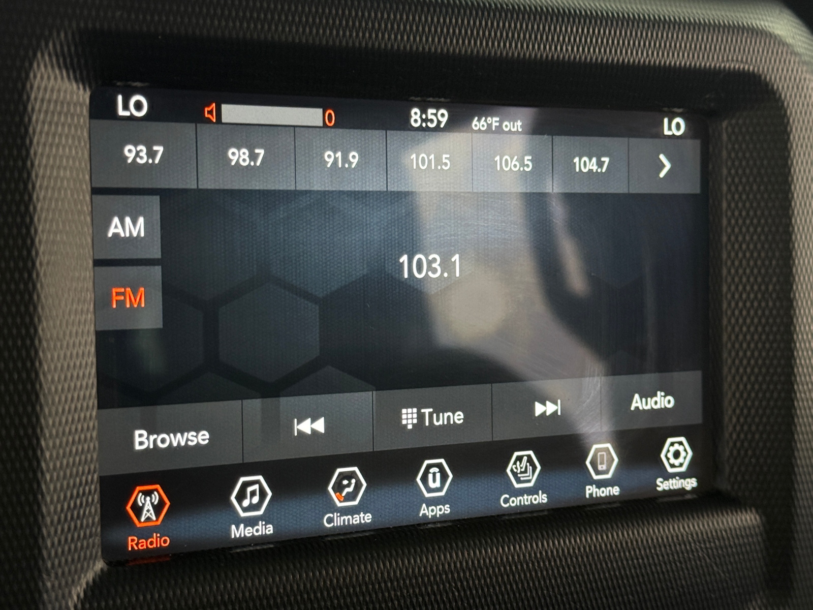 Thumbnail: 2019 Jeep Wrangler - 4