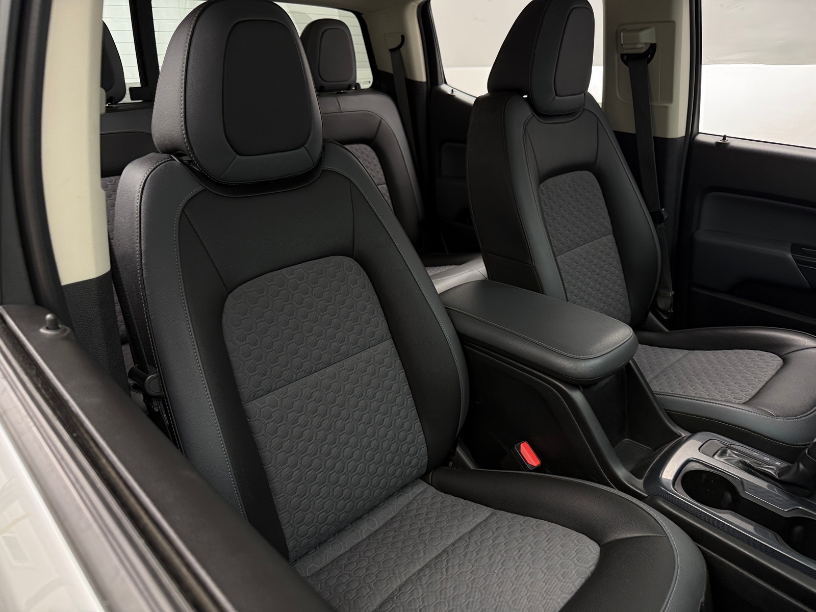 Thumbnail: 2018 Chevrolet Colorado - 2