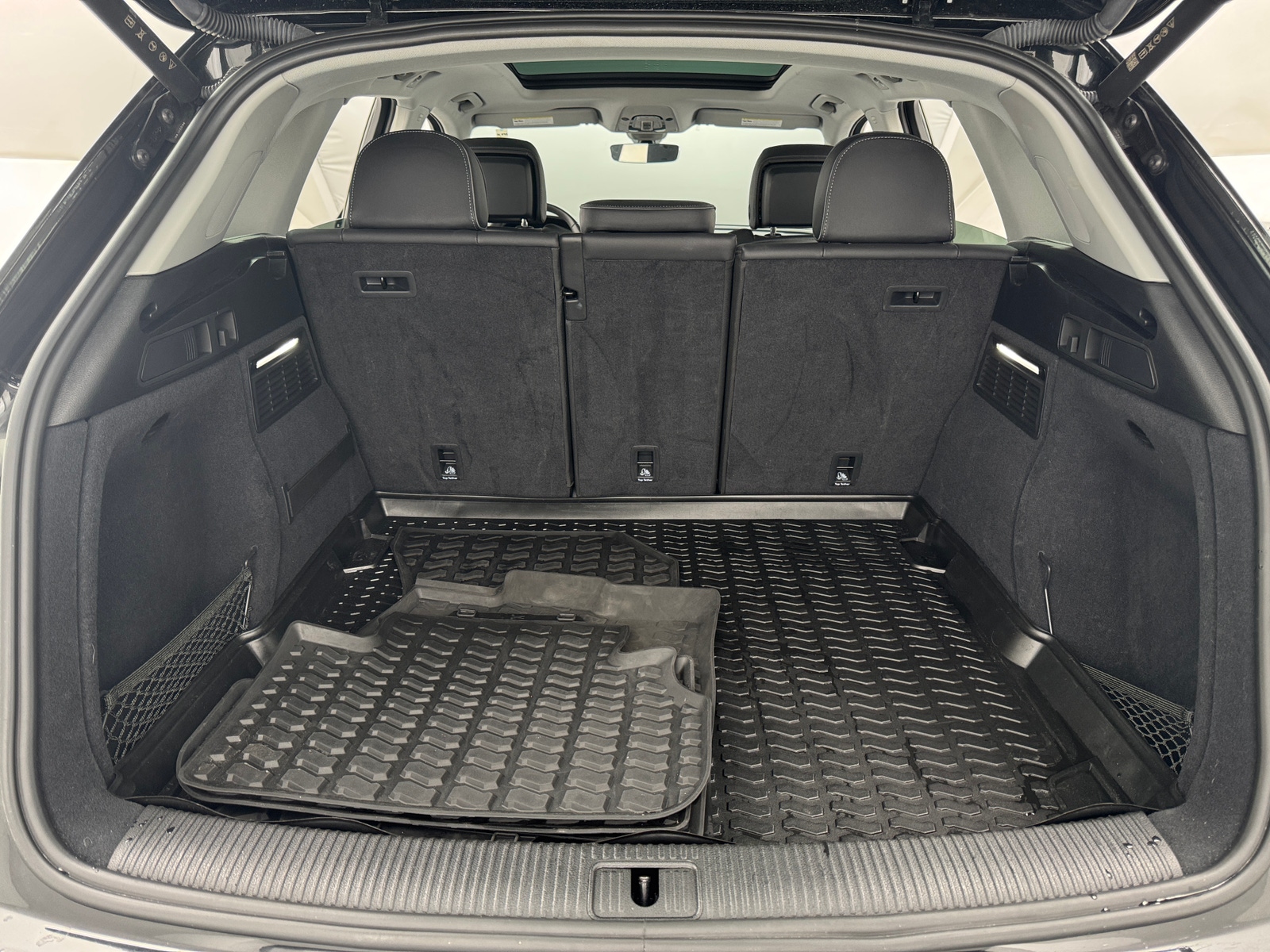 Thumbnail: 2023 Audi Q5 - 6