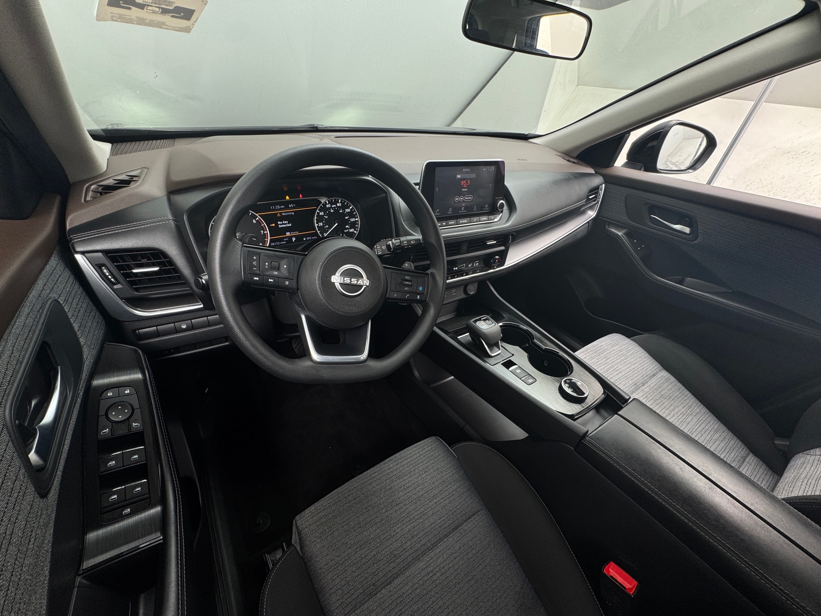 Thumbnail: 2023 Nissan Rogue - 3