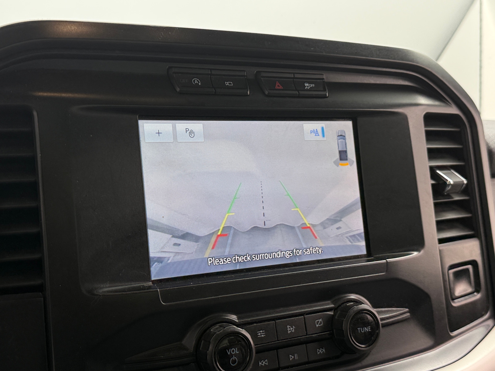 Thumbnail: 2021 Ford Econoline - 5