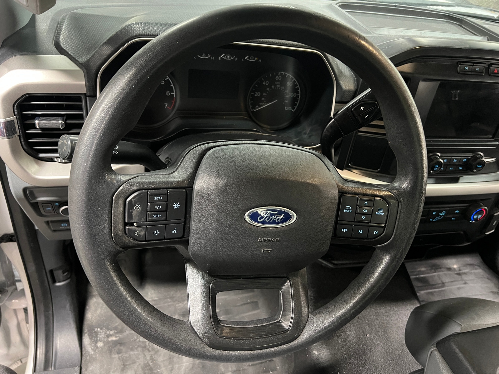 Thumbnail: 2021 Ford Econoline - 4