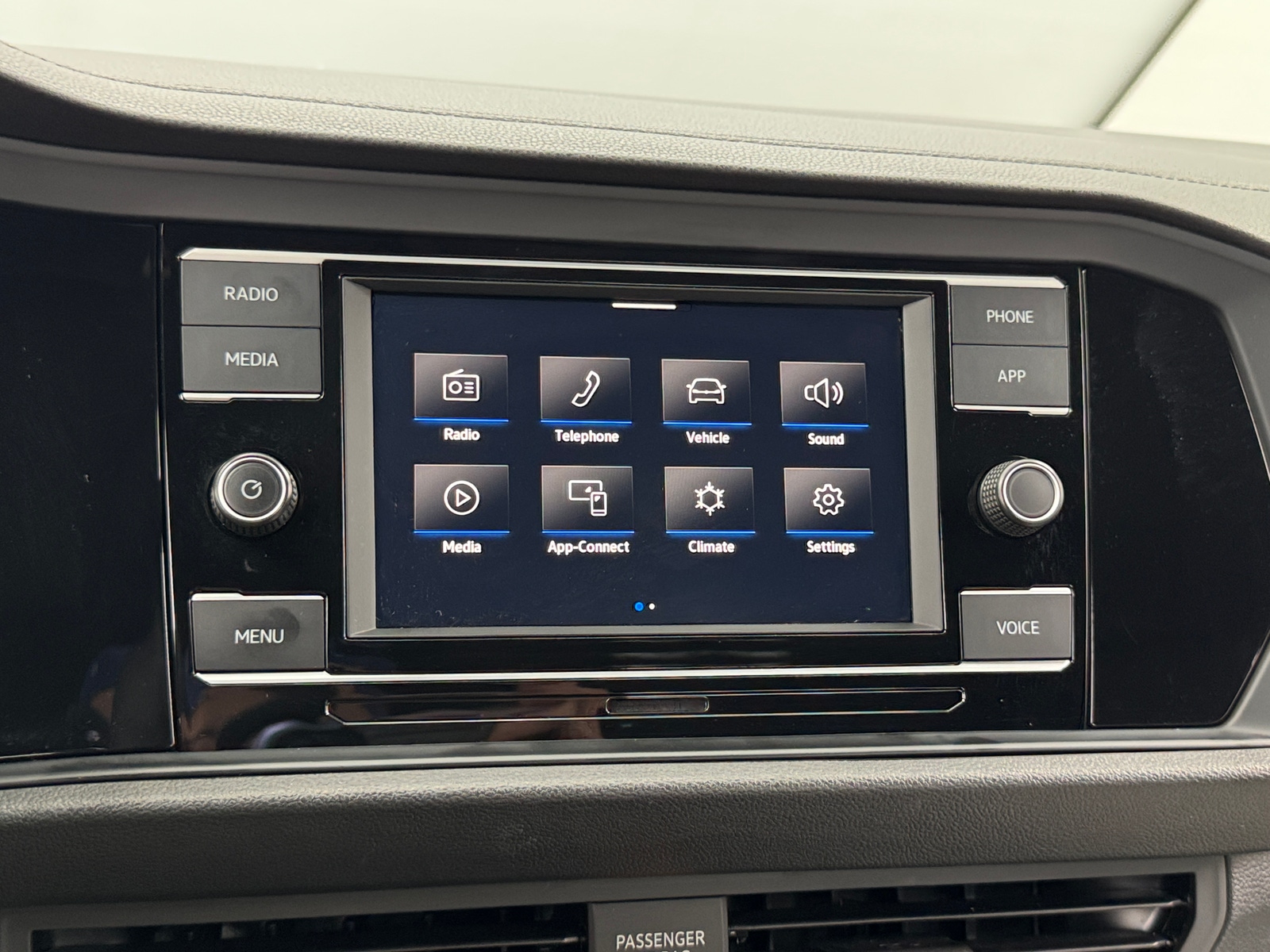 Thumbnail: 2020 Volkswagen Jetta - 3