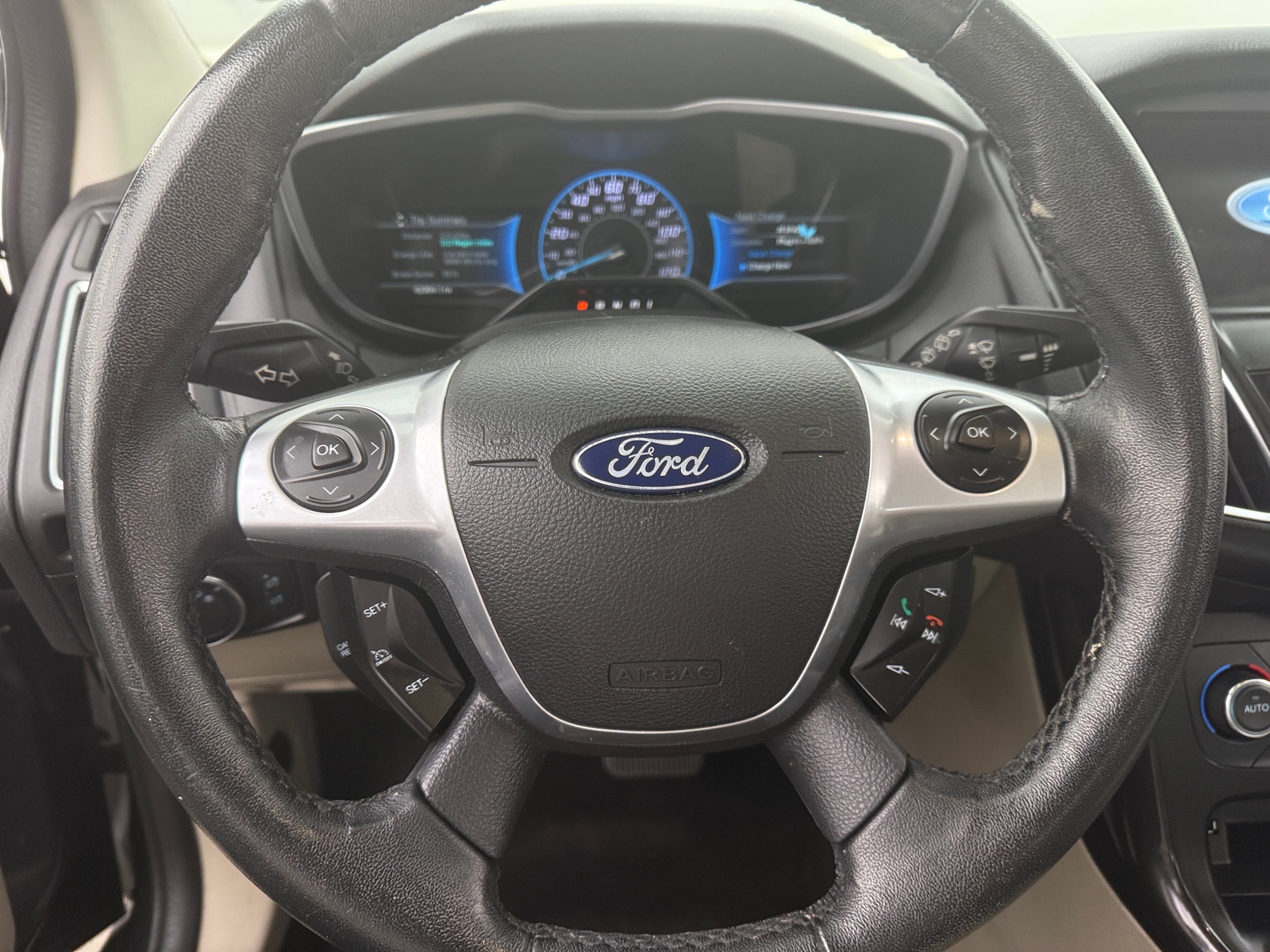 Thumbnail: 2017 Ford Focus - 4