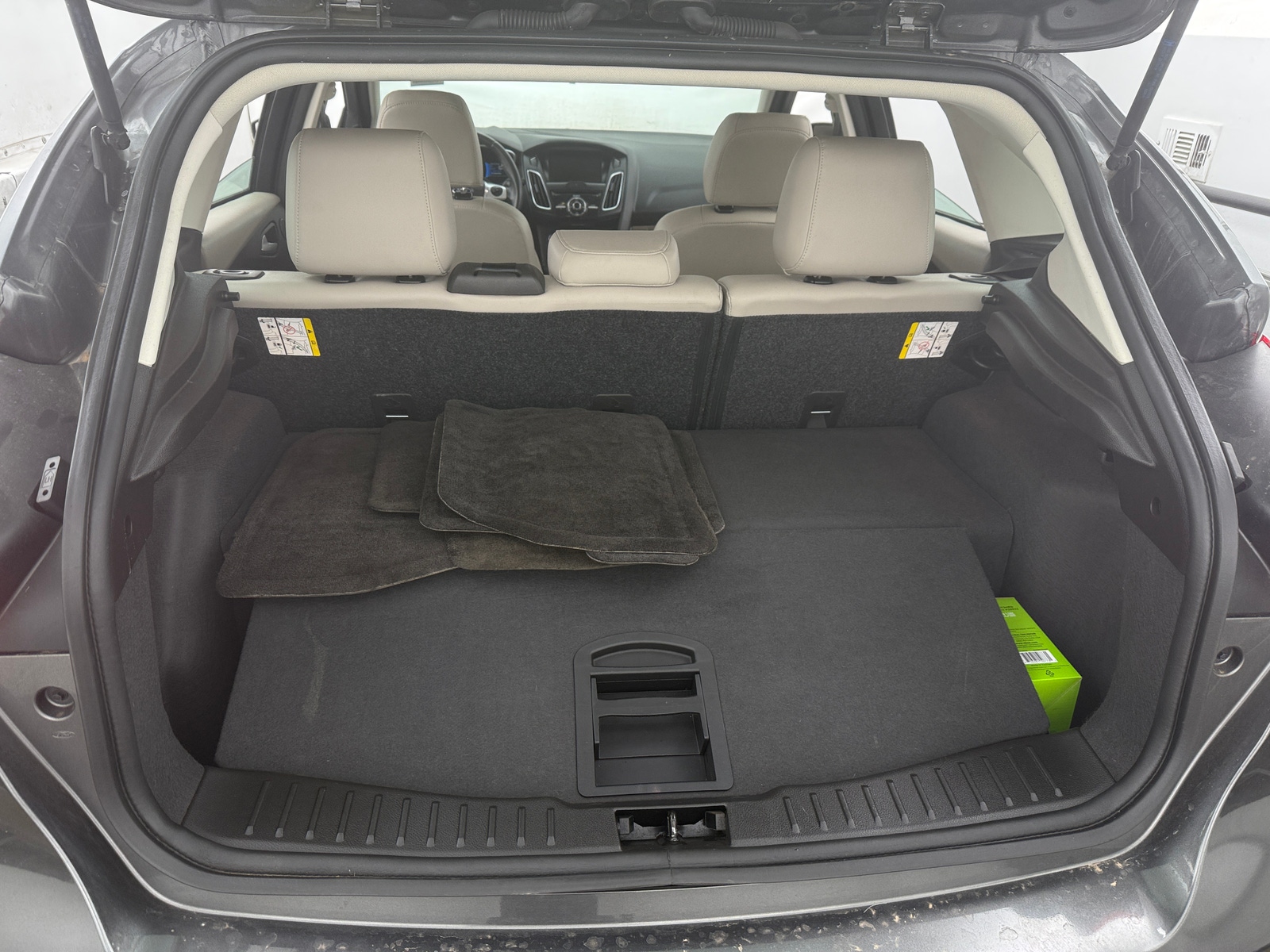 Thumbnail: 2017 Ford Focus - 6