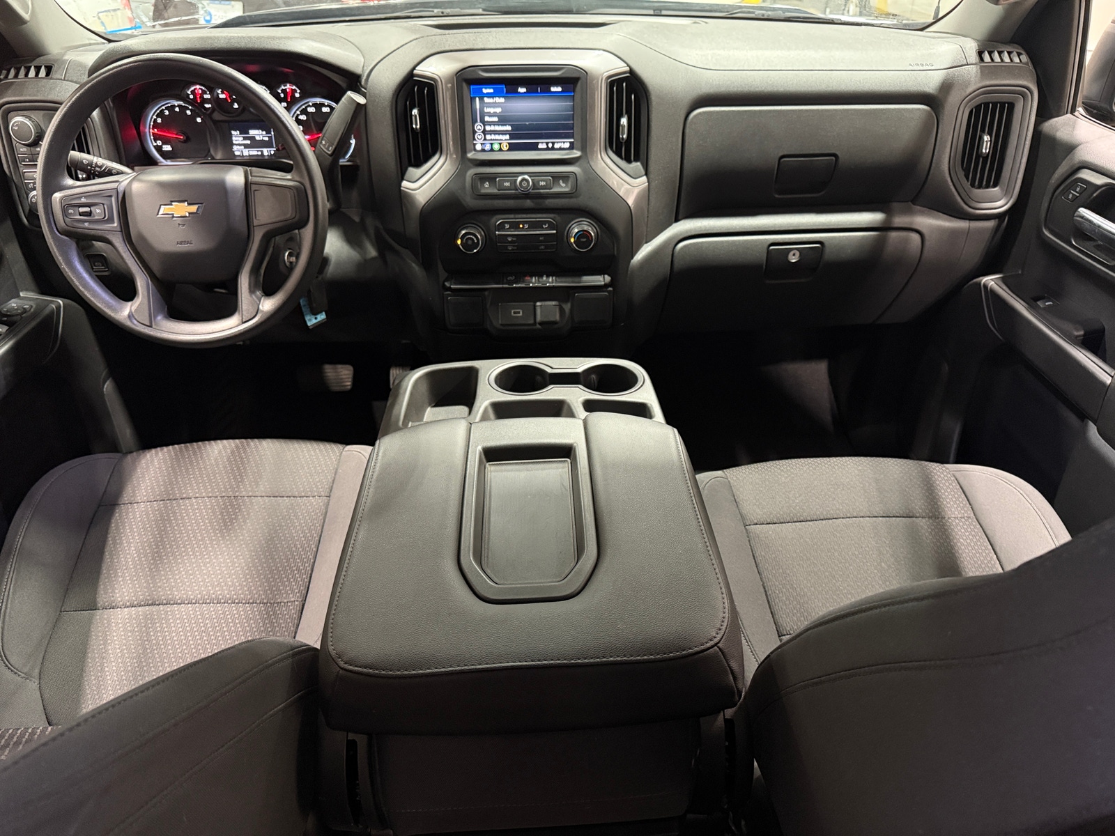 Thumbnail: 2020 Chevrolet Silverado 1500 - 3