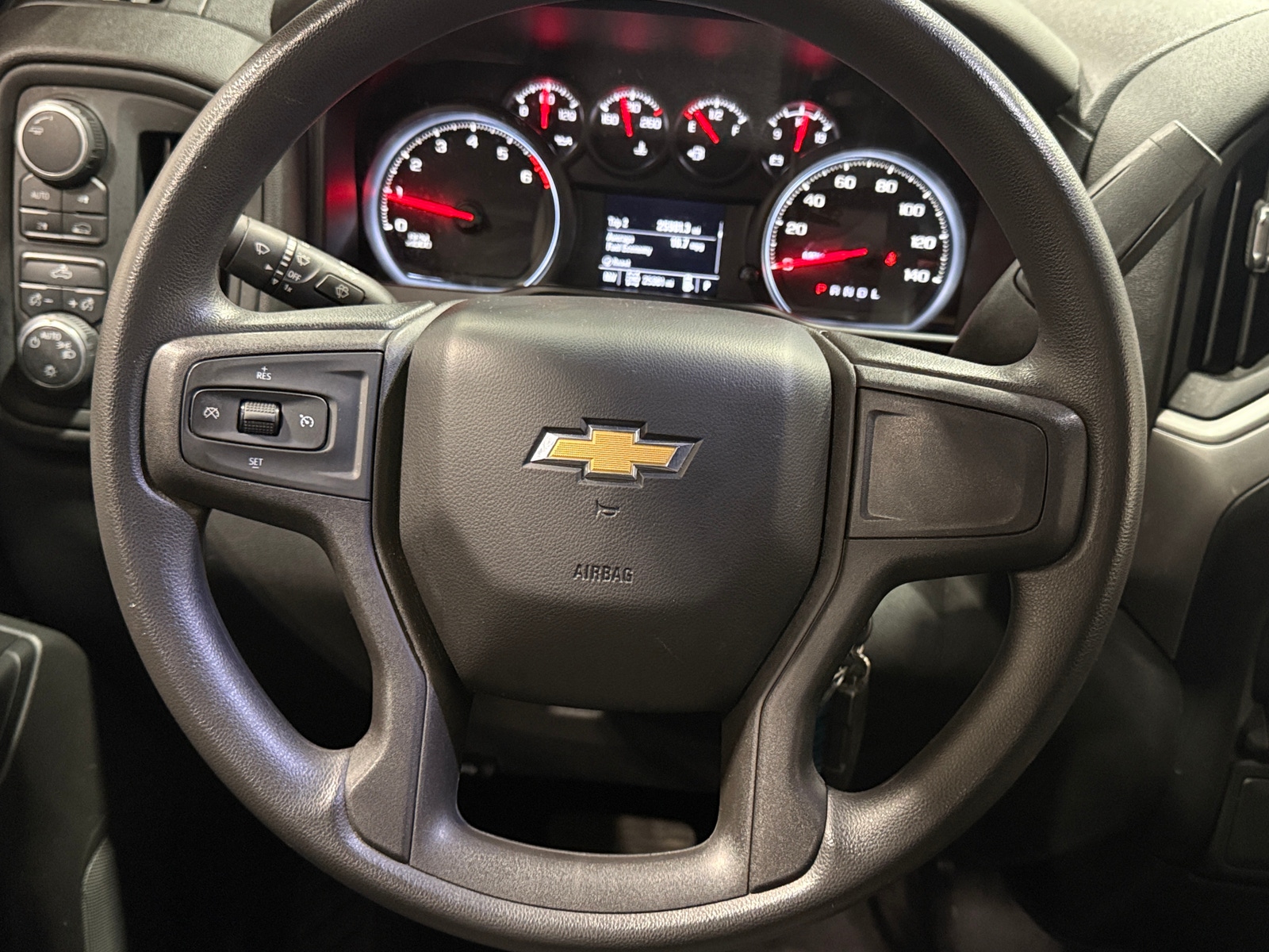 Thumbnail: 2020 Chevrolet Silverado 1500 - 5