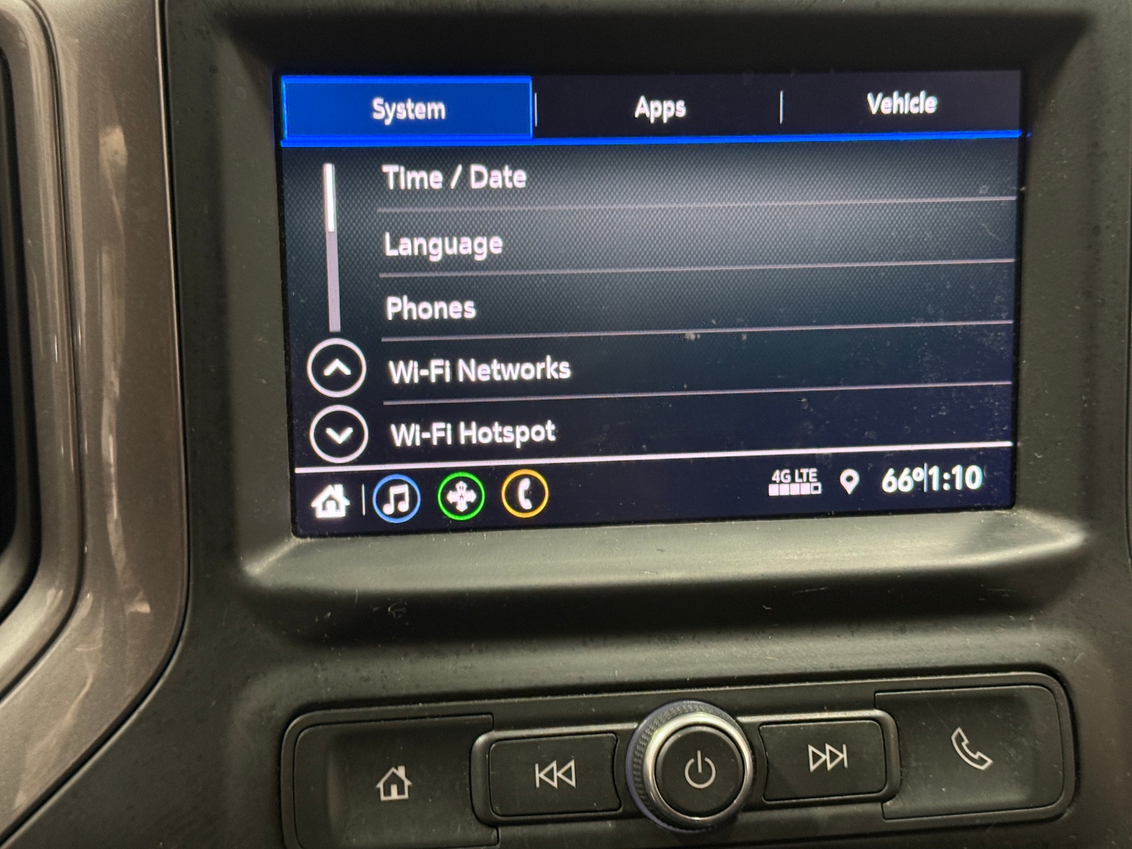 Thumbnail: 2020 Chevrolet Silverado 1500 - 4