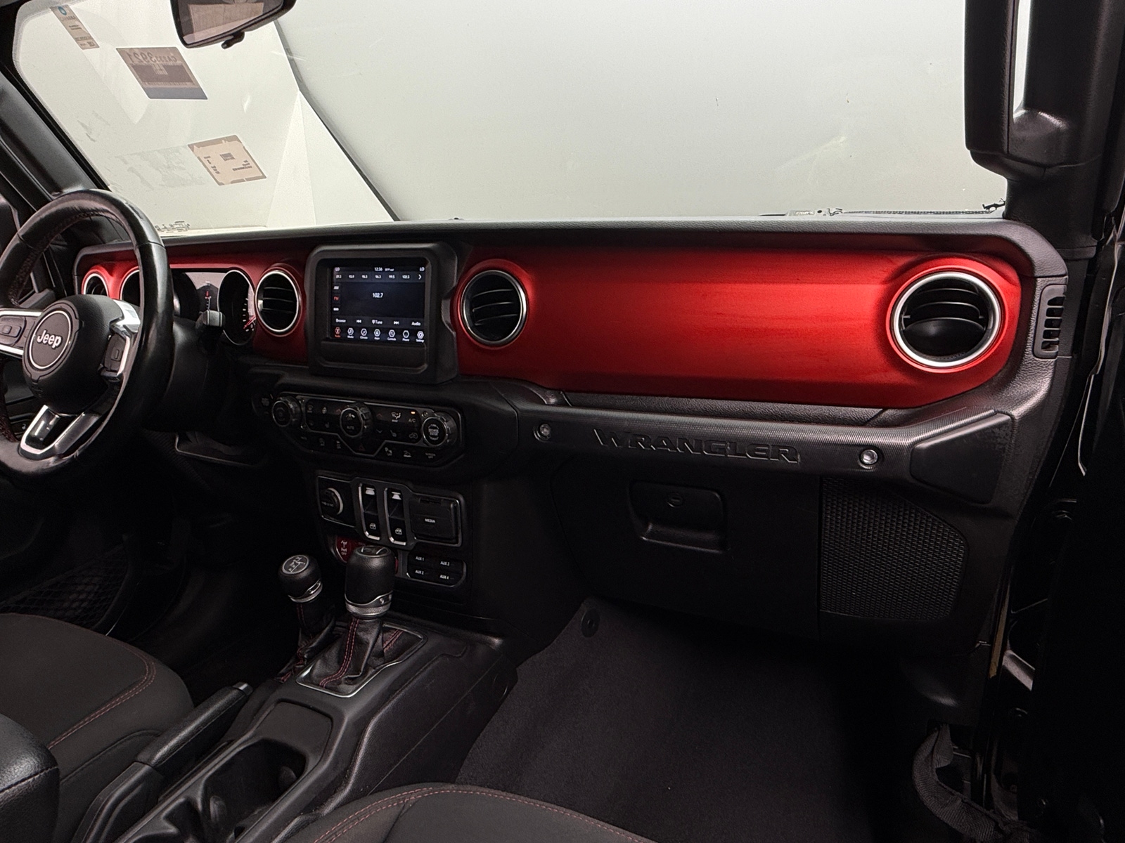 Thumbnail: 2021 Jeep Wrangler - 3