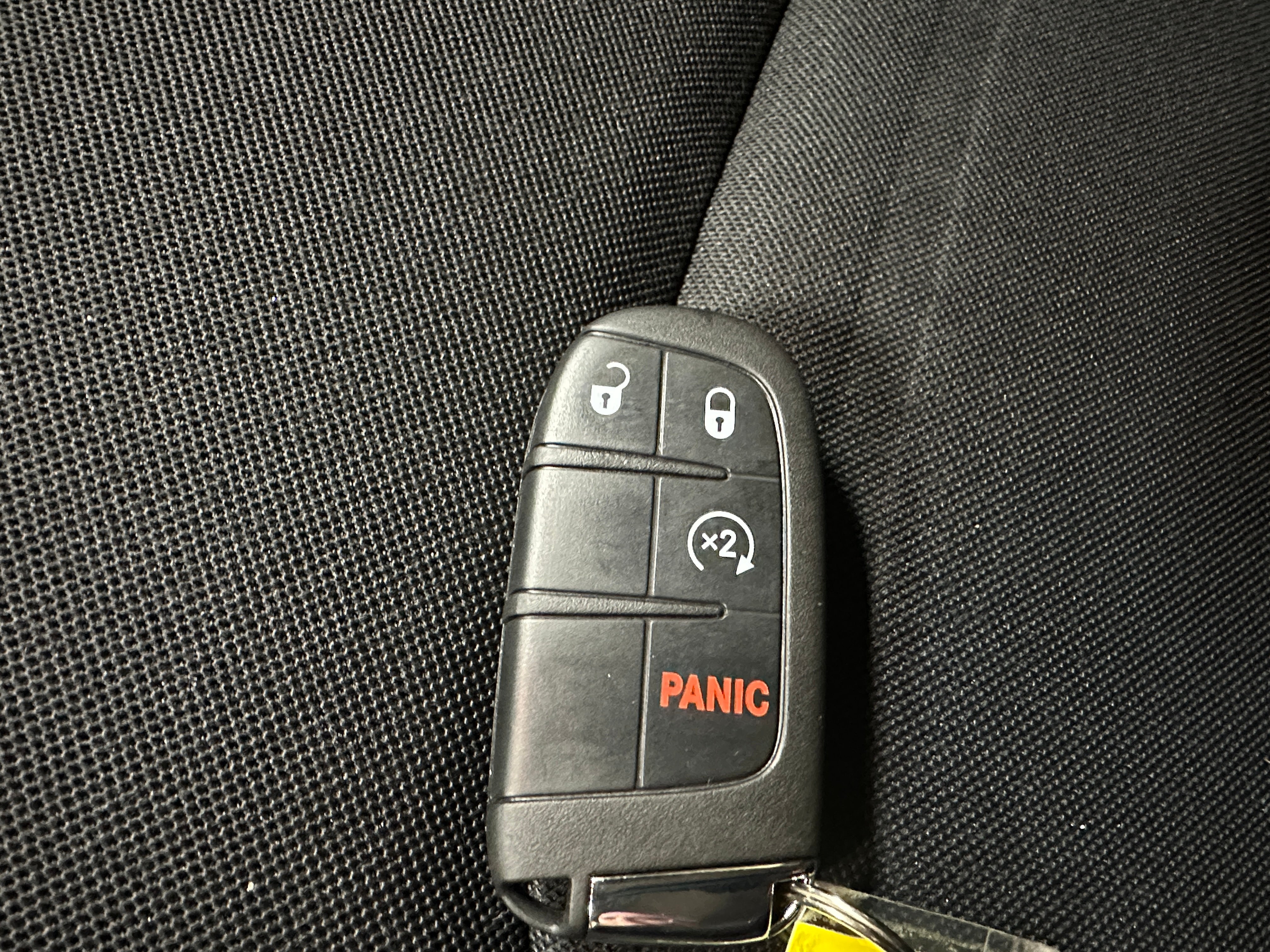 Used 2019 Jeep Renegade Latitude with VIN ZACNJABB3KPK76061 for sale in Oak Creek, WI