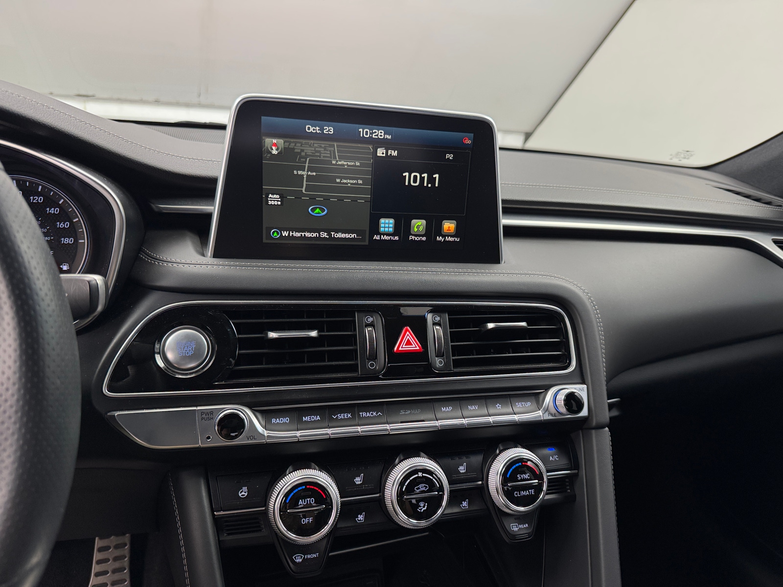 Thumbnail: 2021 Genesis G70 - 3