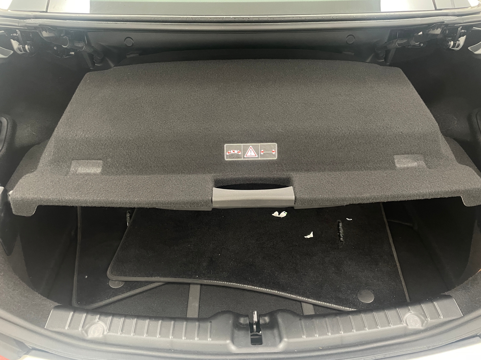 Thumbnail: 2016 Mercedes-Benz SLK - 4