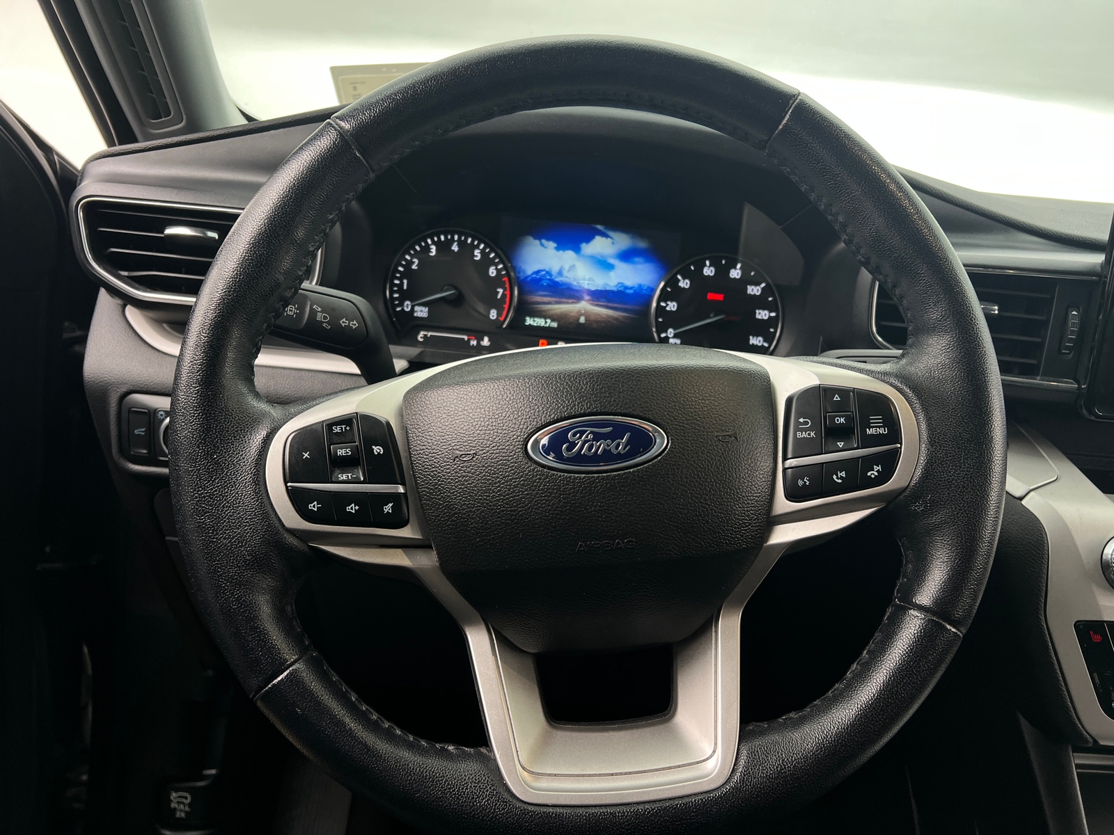 Thumbnail: 2023 Ford Explorer - 5