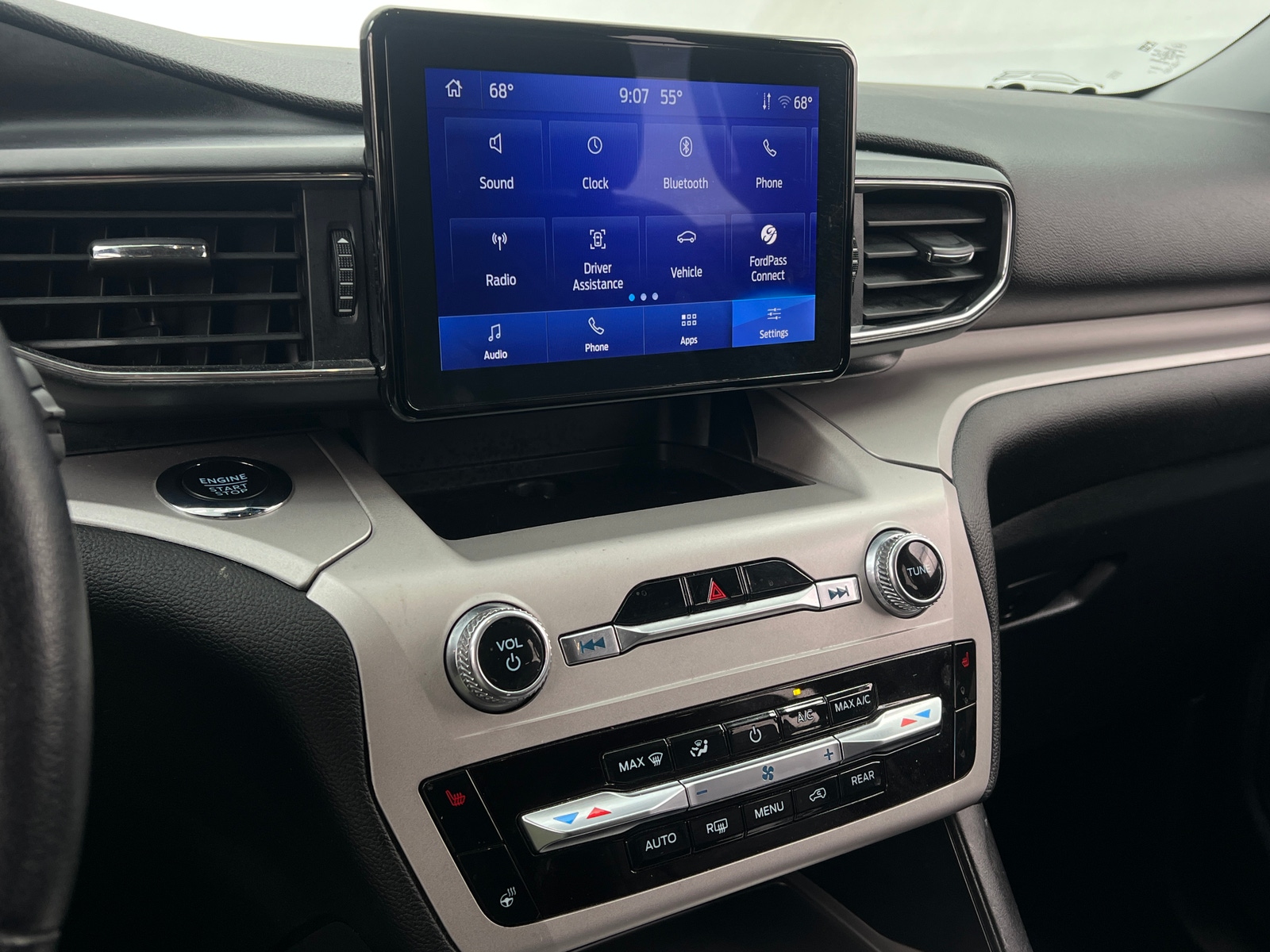 Thumbnail: 2023 Ford Explorer - 4