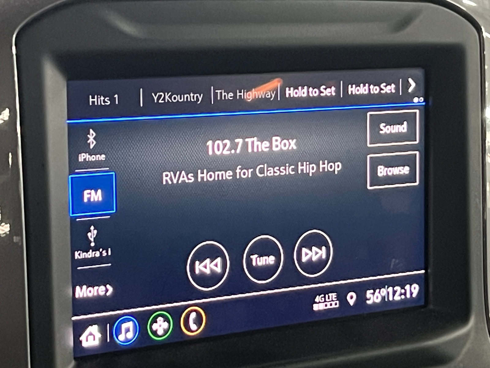 Thumbnail: 2021 Chevrolet Silverado 1500 - 4