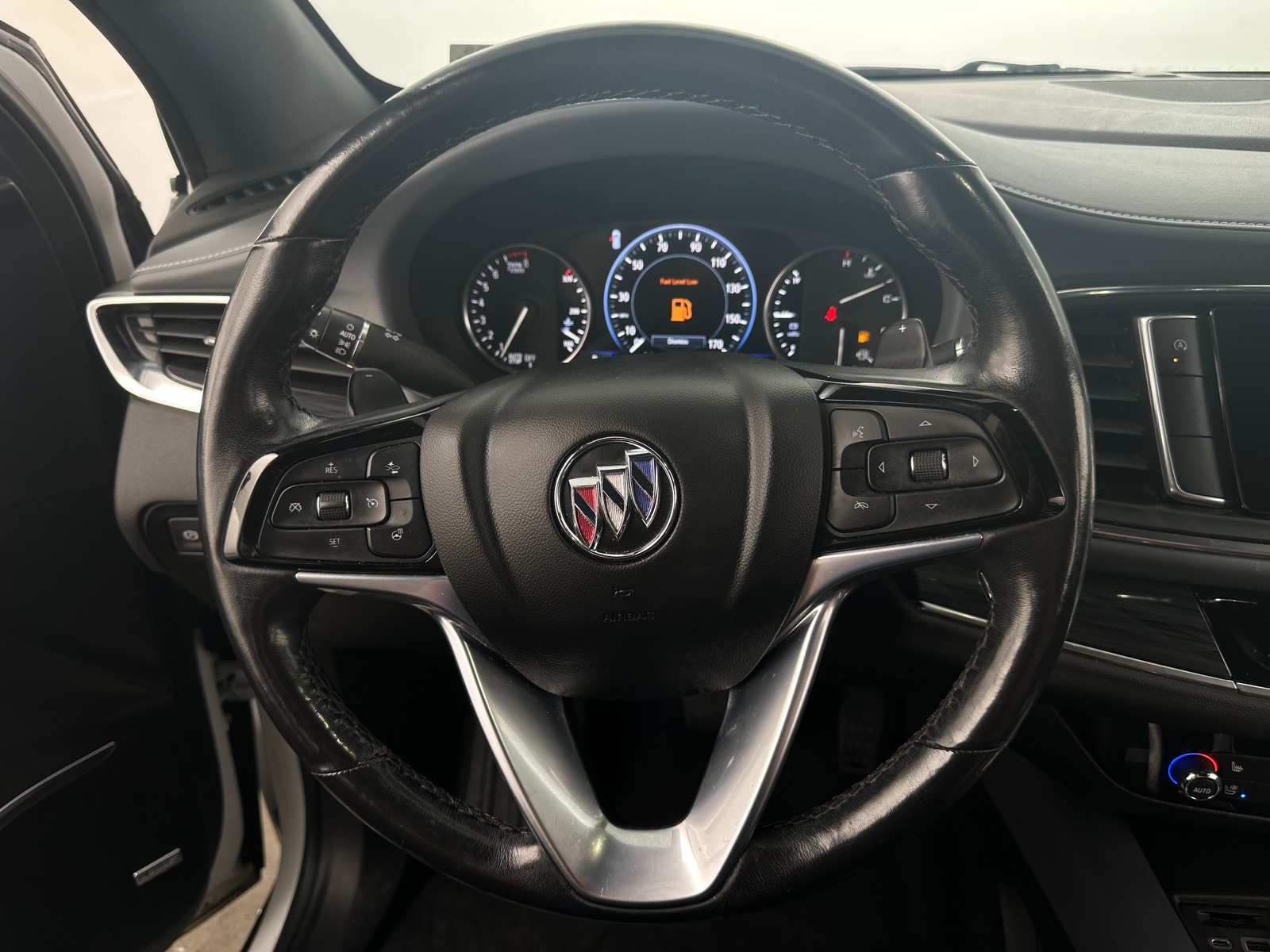 Thumbnail: 2022 Buick Enclave - 4