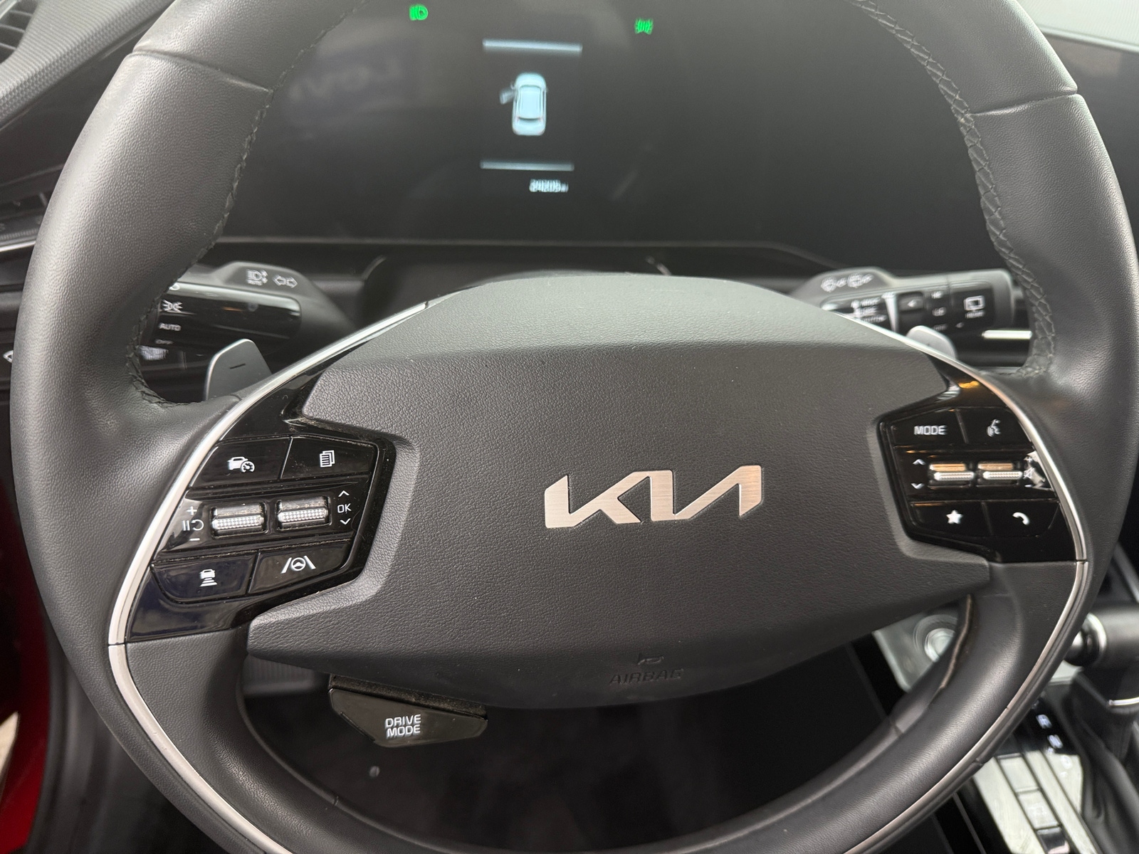 Thumbnail: 2023 Kia Niro - 5