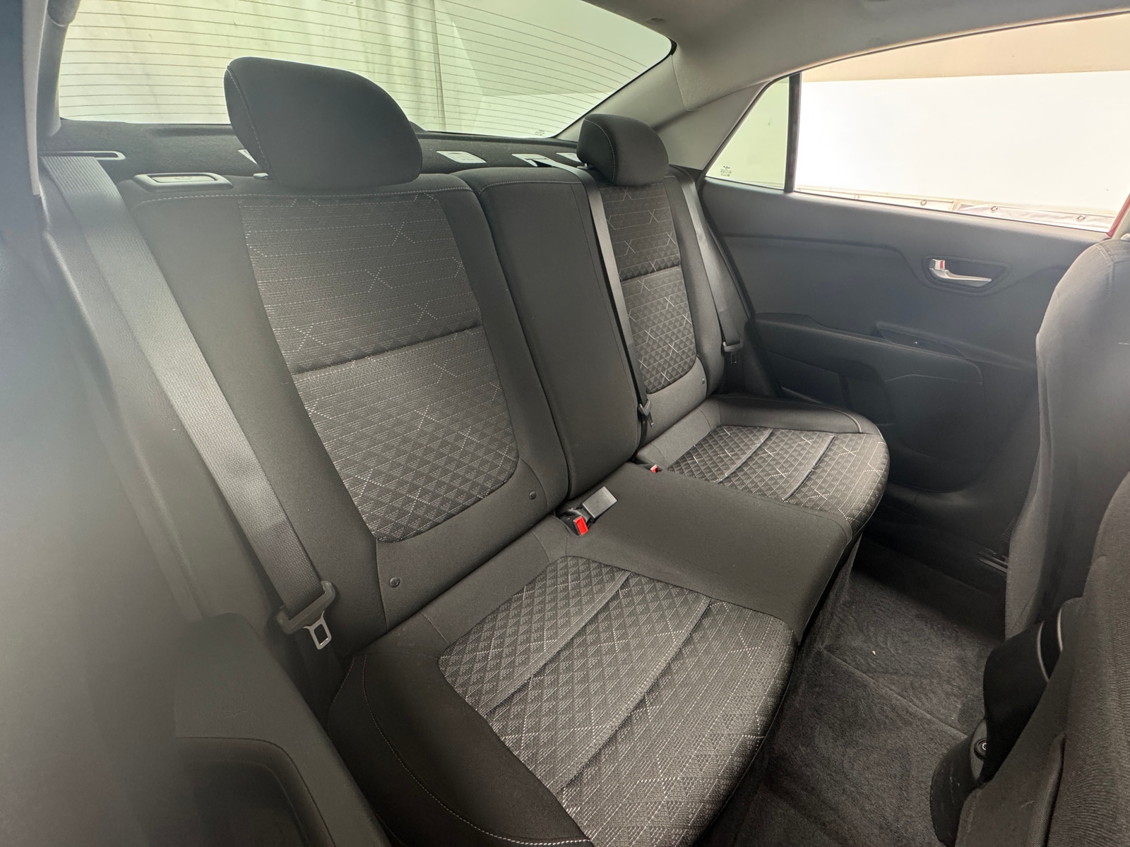 Thumbnail: 2022 Kia Rio - 6