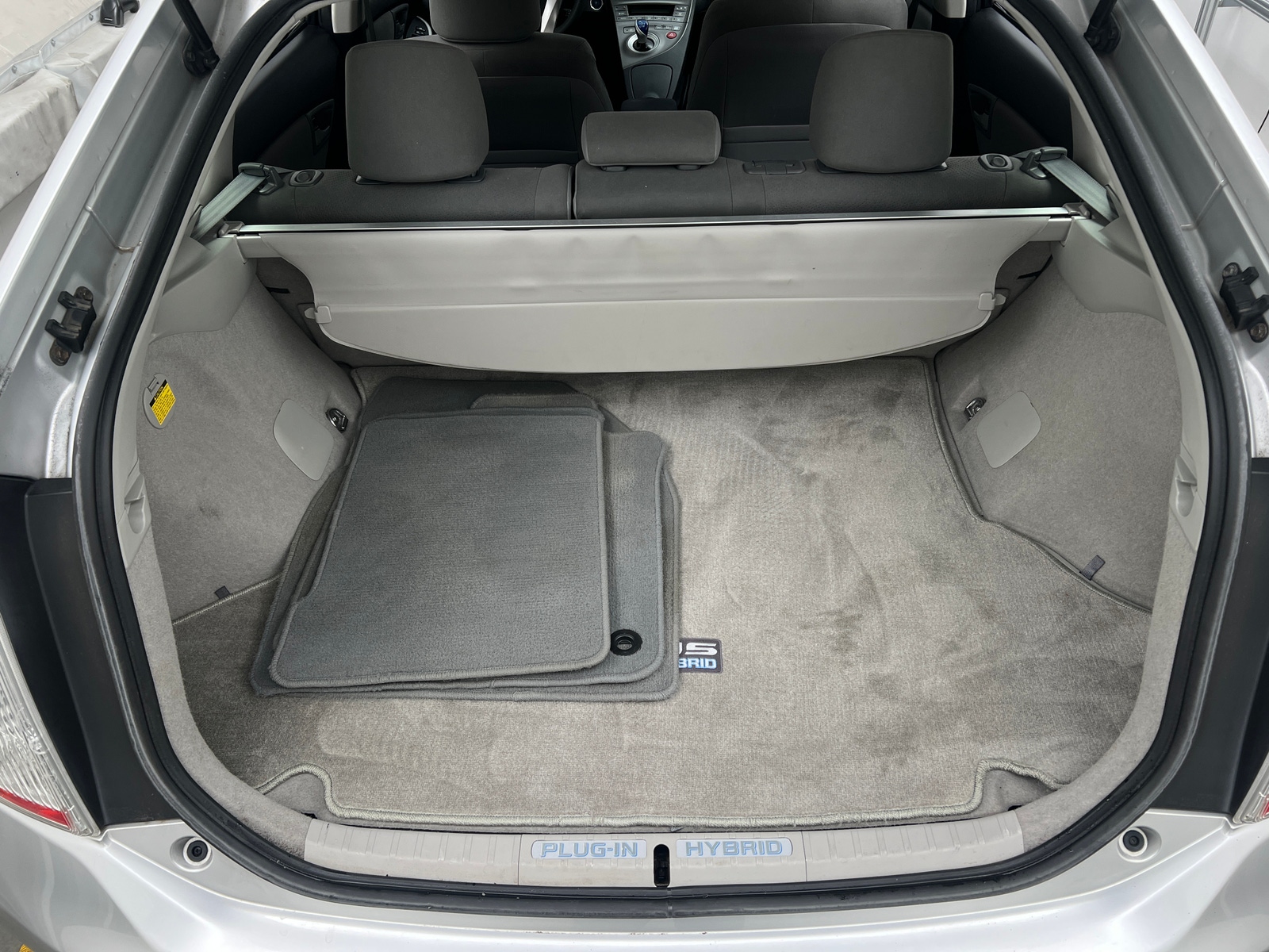 Thumbnail: 2012 Toyota Prius - 7