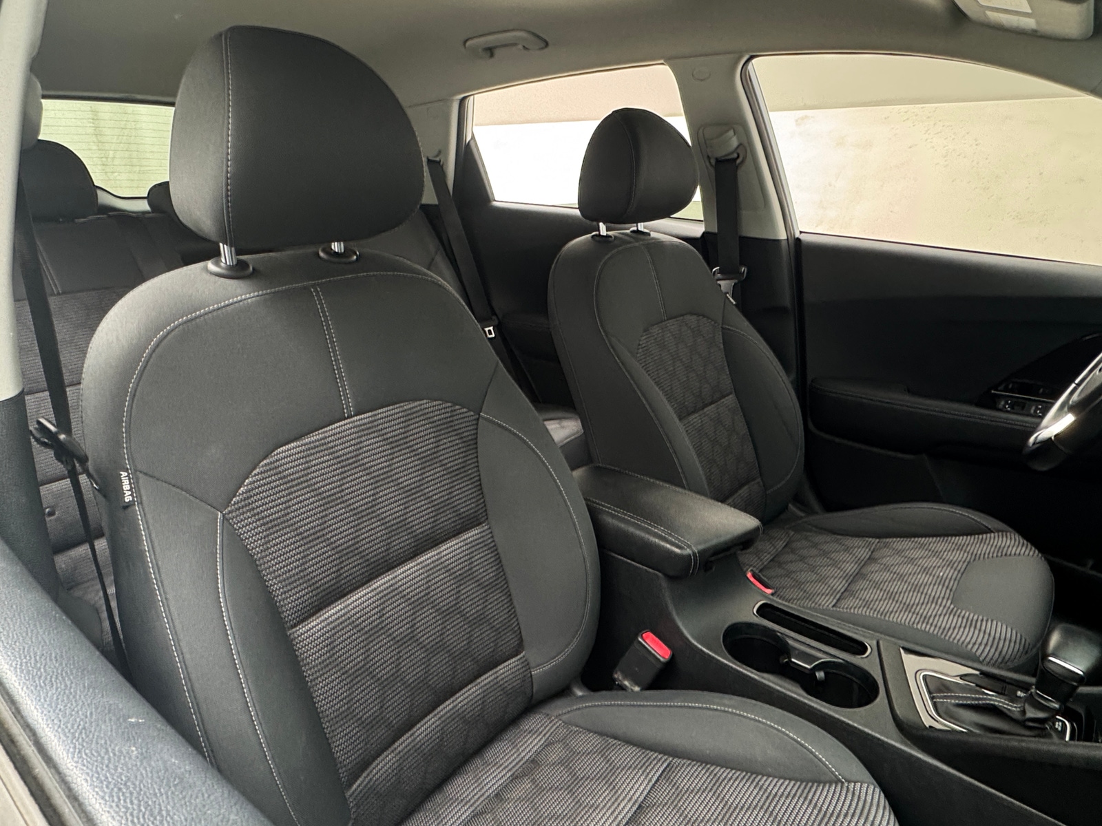 Thumbnail: 2020 Kia Niro - 2