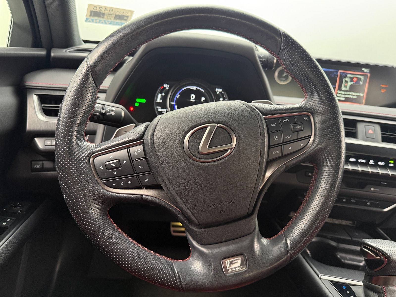 Thumbnail: 2021 Lexus UX - 4