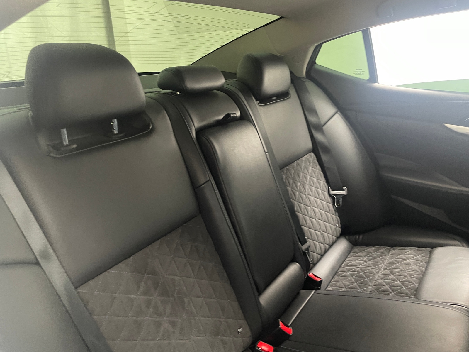 Thumbnail: 2017 Nissan Maxima - 5