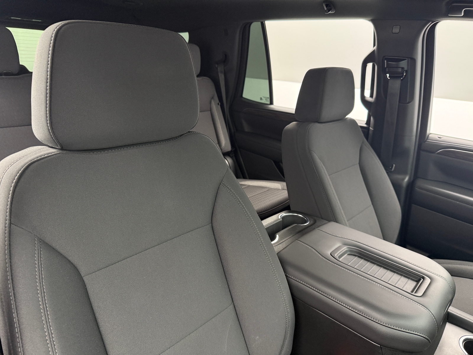 Thumbnail: 2022 Chevrolet Tahoe - 2