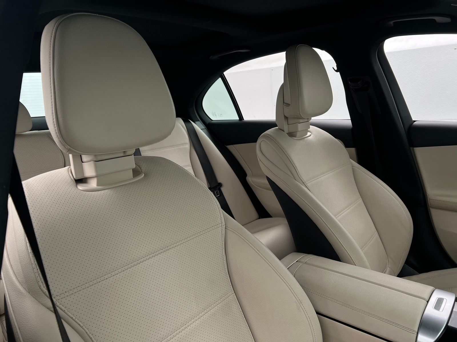 Thumbnail: 2025 Mercedes-Benz C-Class - 2