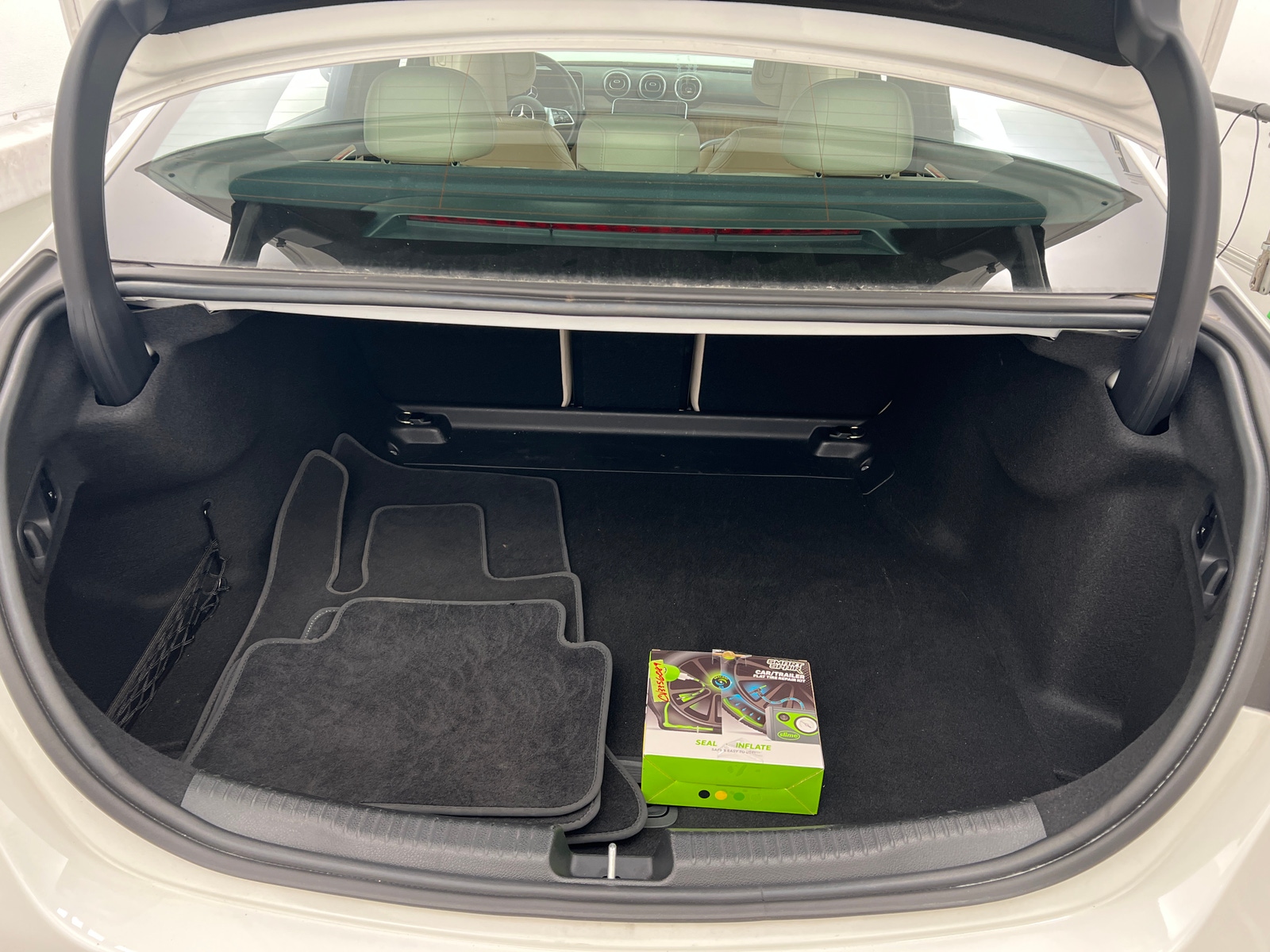 Thumbnail: 2025 Mercedes-Benz C-Class - 7