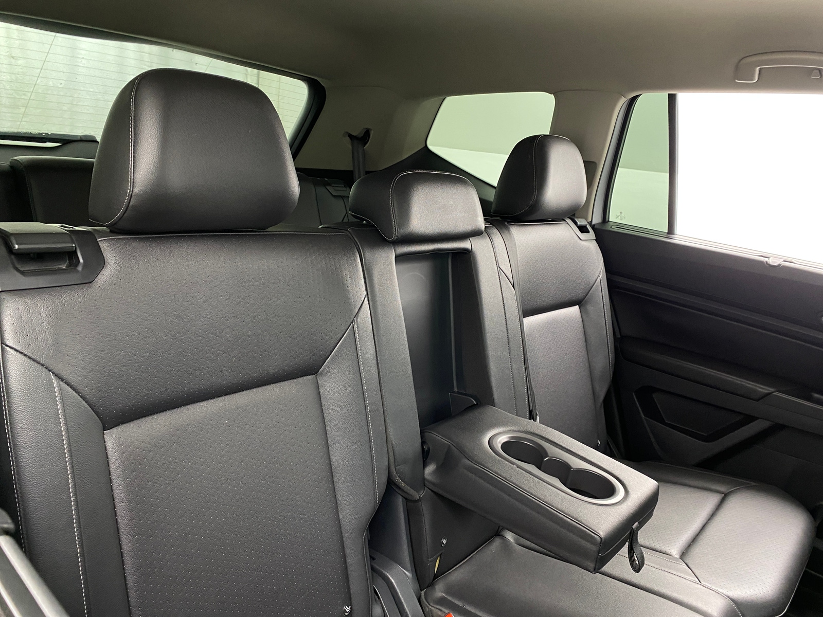 Thumbnail: 2018 Volkswagen Atlas - 5