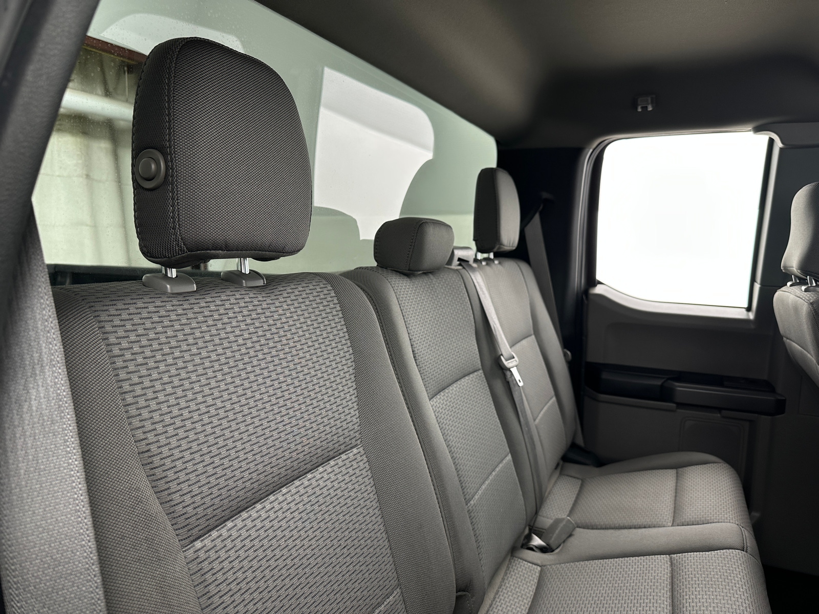 Thumbnail: 2019 Ford Econoline - 6