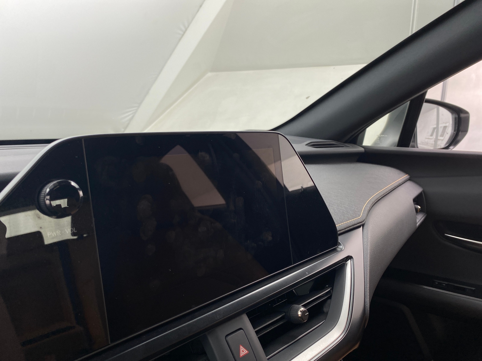 Thumbnail: 2025 Lexus UX - 3