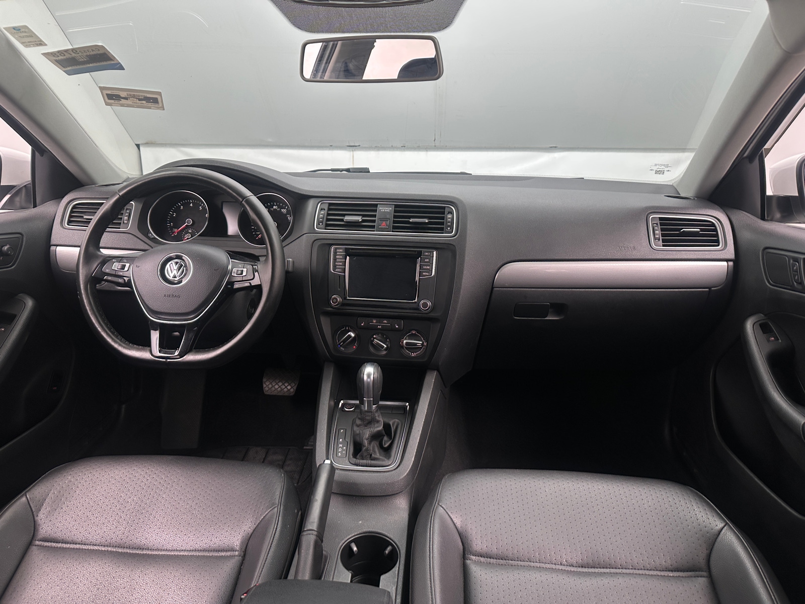 Thumbnail: 2018 Volkswagen Jetta - 2
